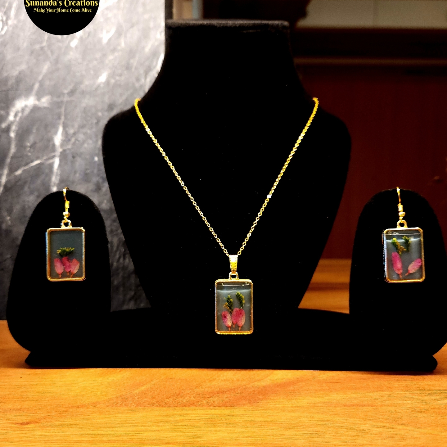 Handcrafted Real Daisy Dried Flower Necklace Set