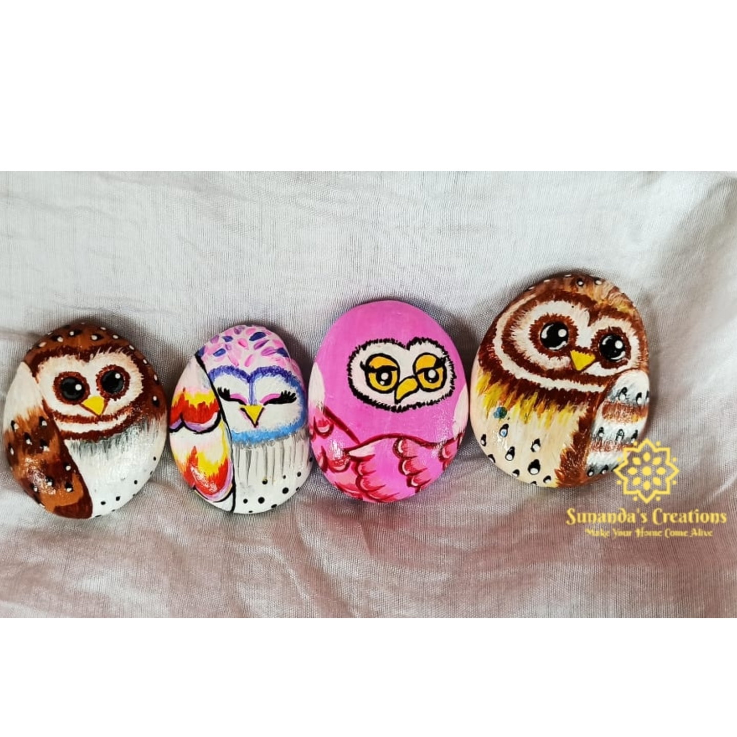Owl designHand painted Pebbles