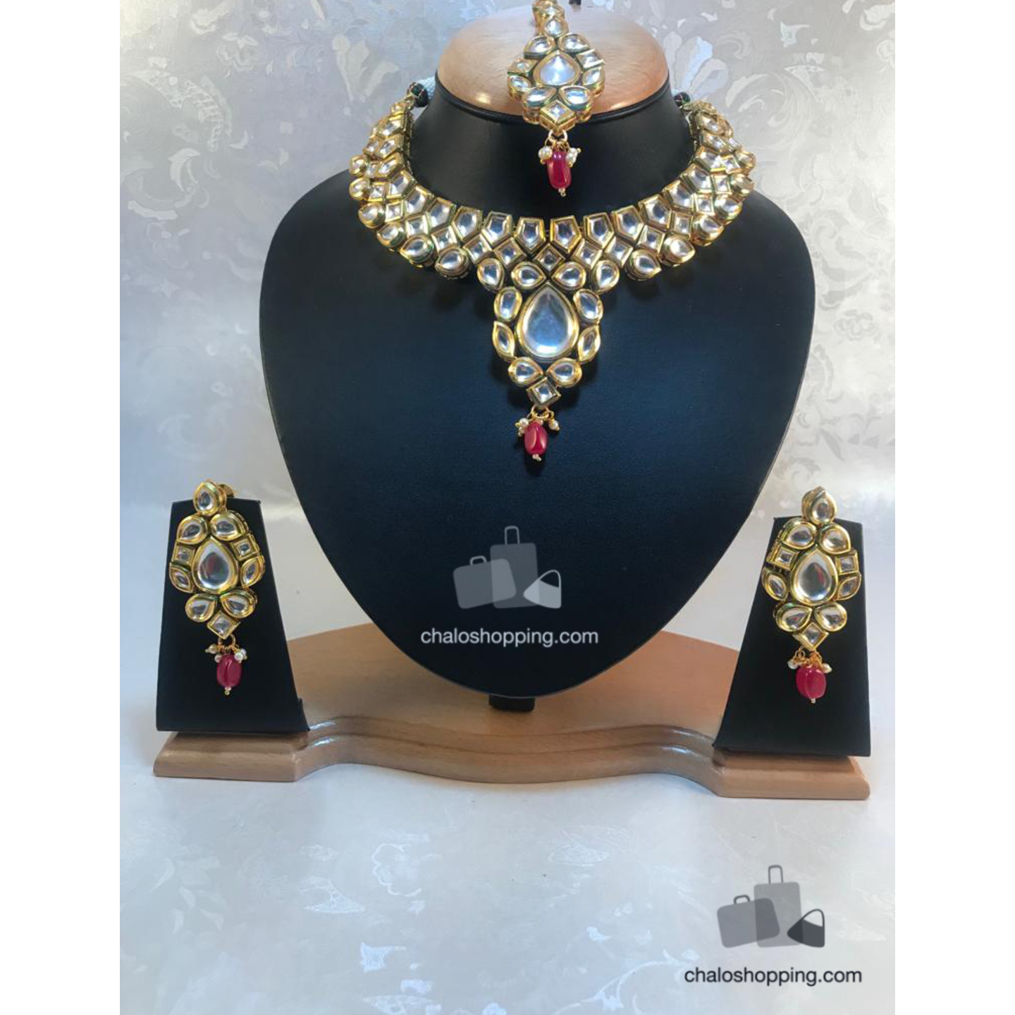 High Quality Kundan Inspired Red Onyx Necklace Set with Tika
