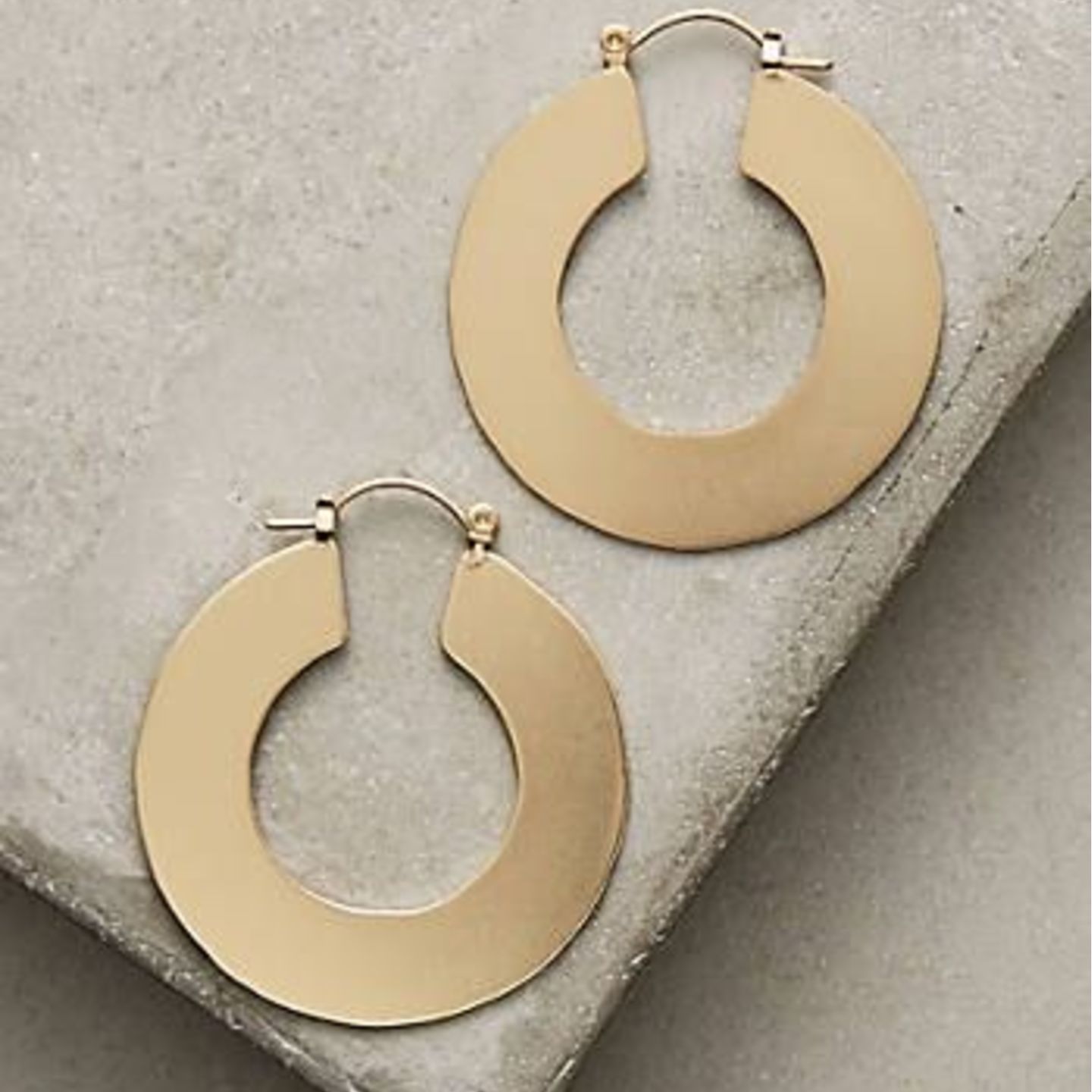 Contemporary Earring 062