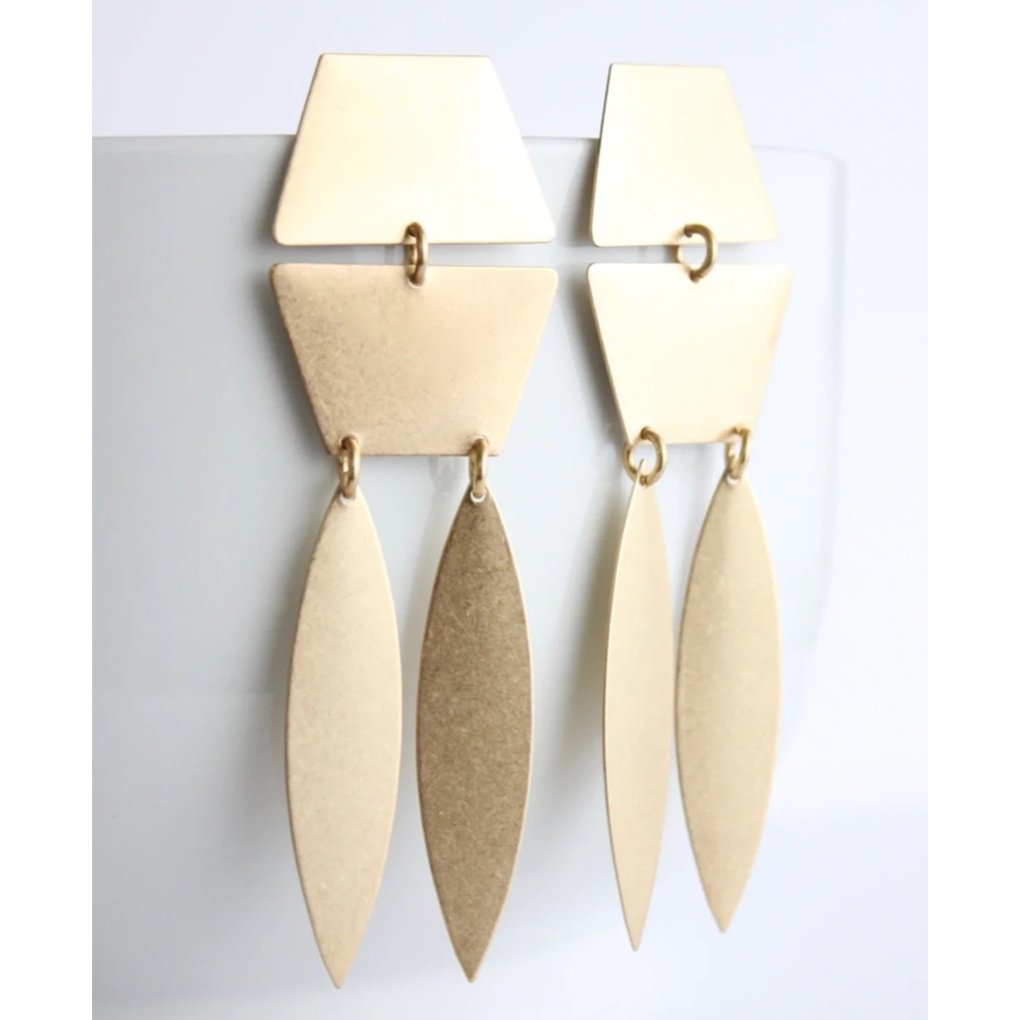 Contemporary Earring035