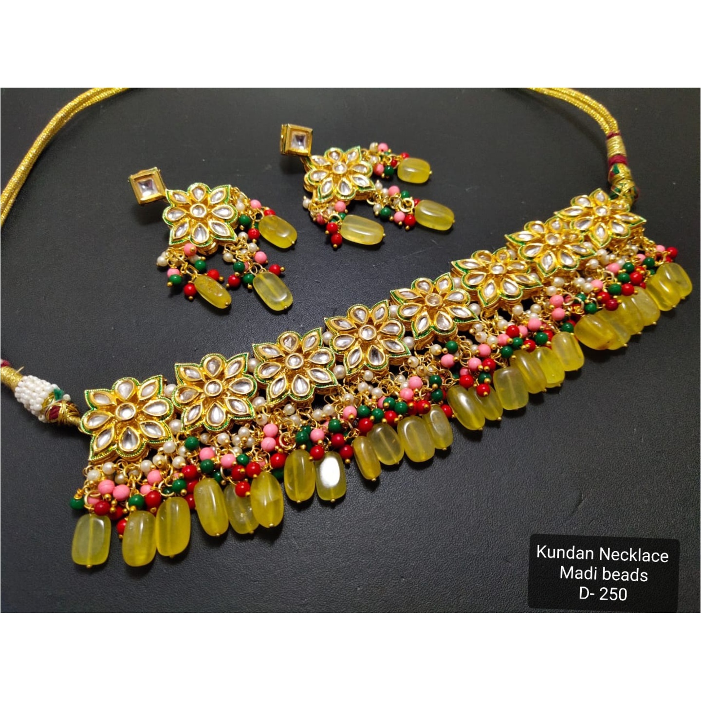 Yellow Star Onyx High Quality Kundan Necklace Set