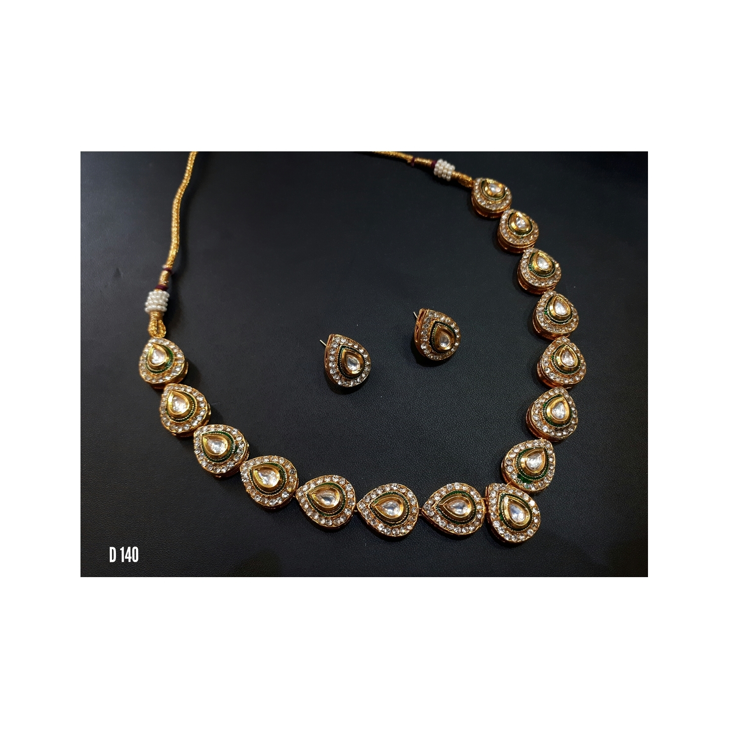 Kundan Choker Neckline Set With Earring