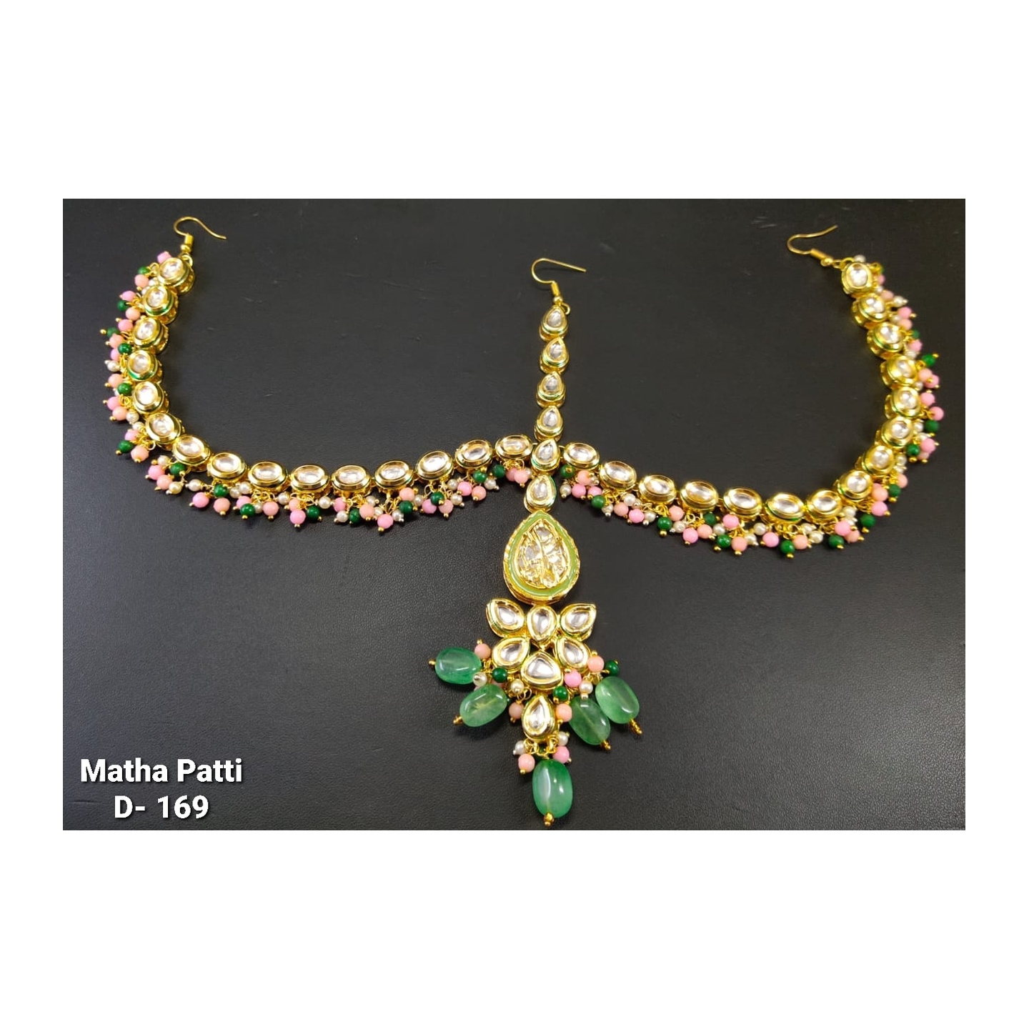High Quality Kundan MathaPatti  & Green Stone