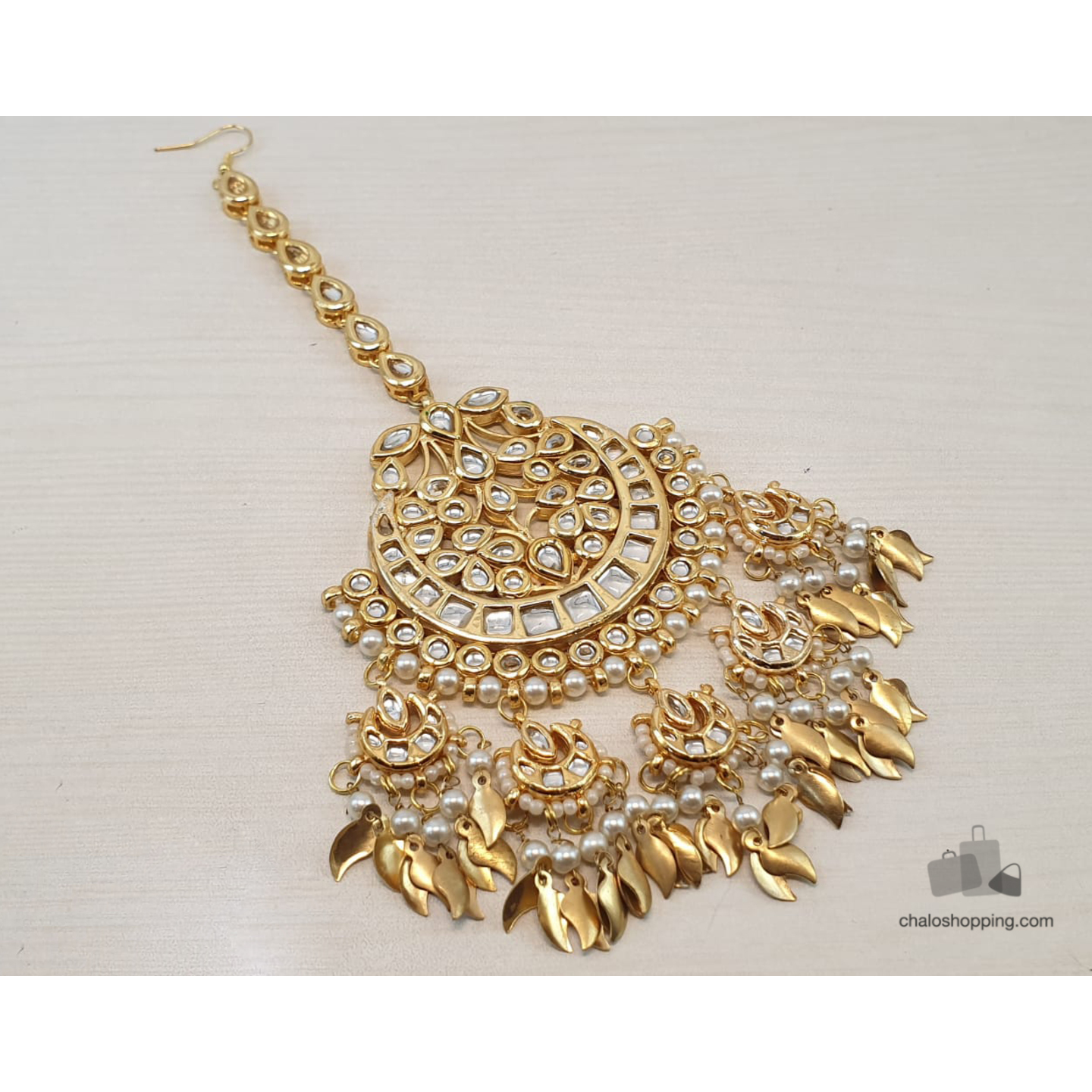 Peepal Leaf Kundan Meenakari Tika