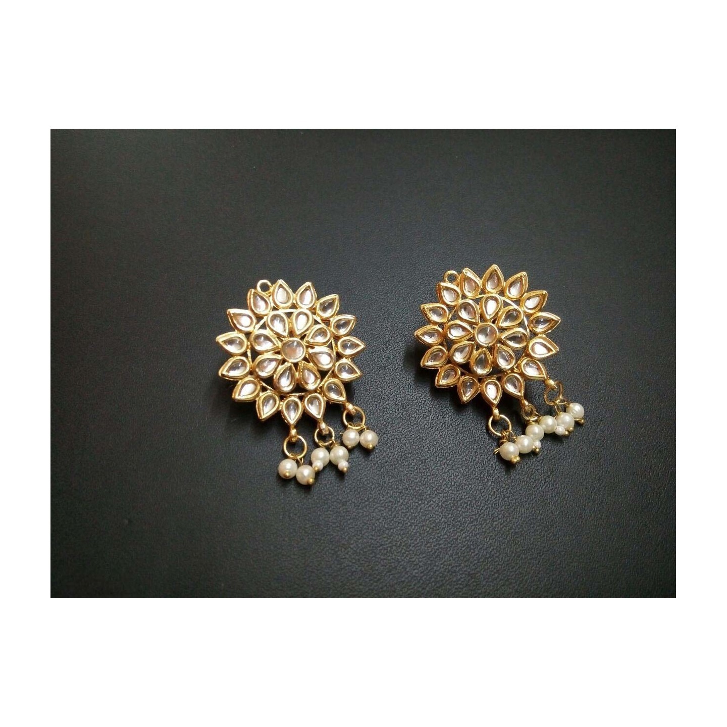 Gold Tone Kundan Earring