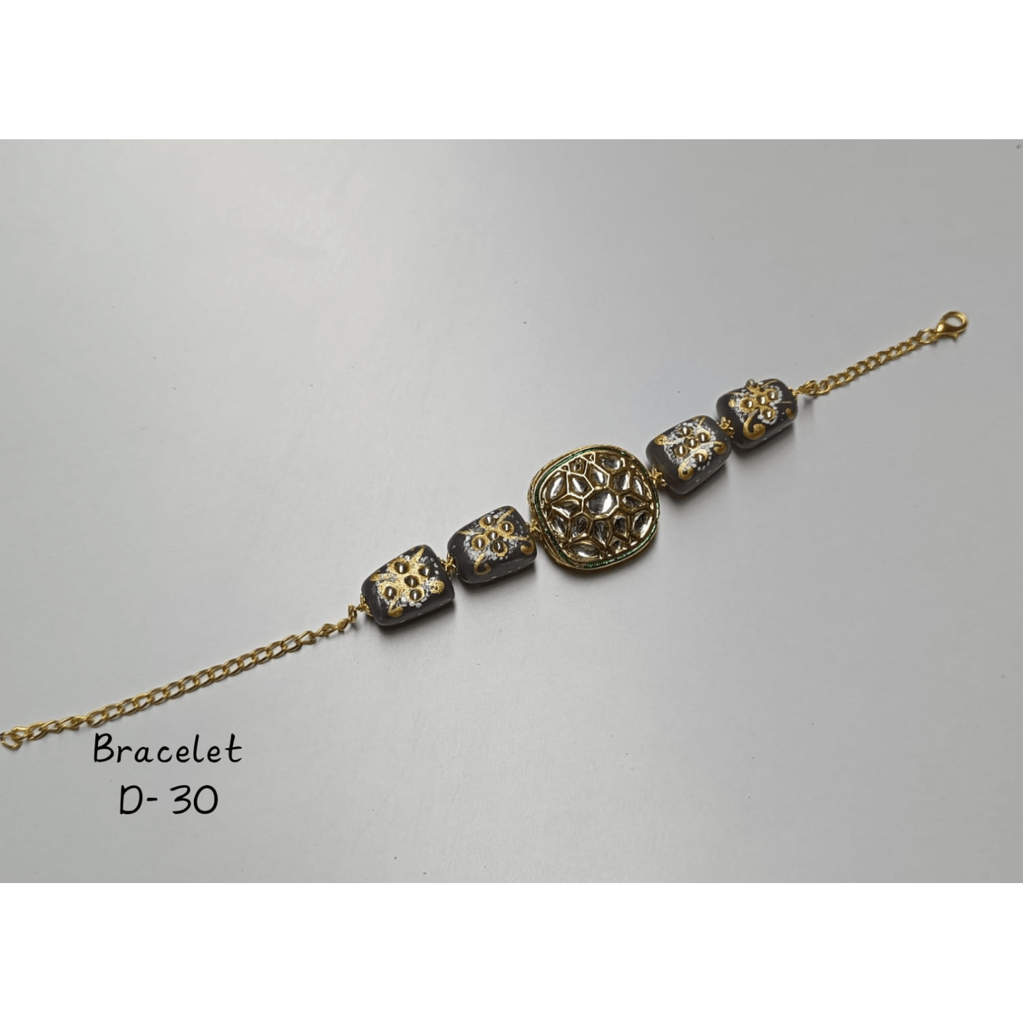 Gold Tone Kundan Bracelet 020
