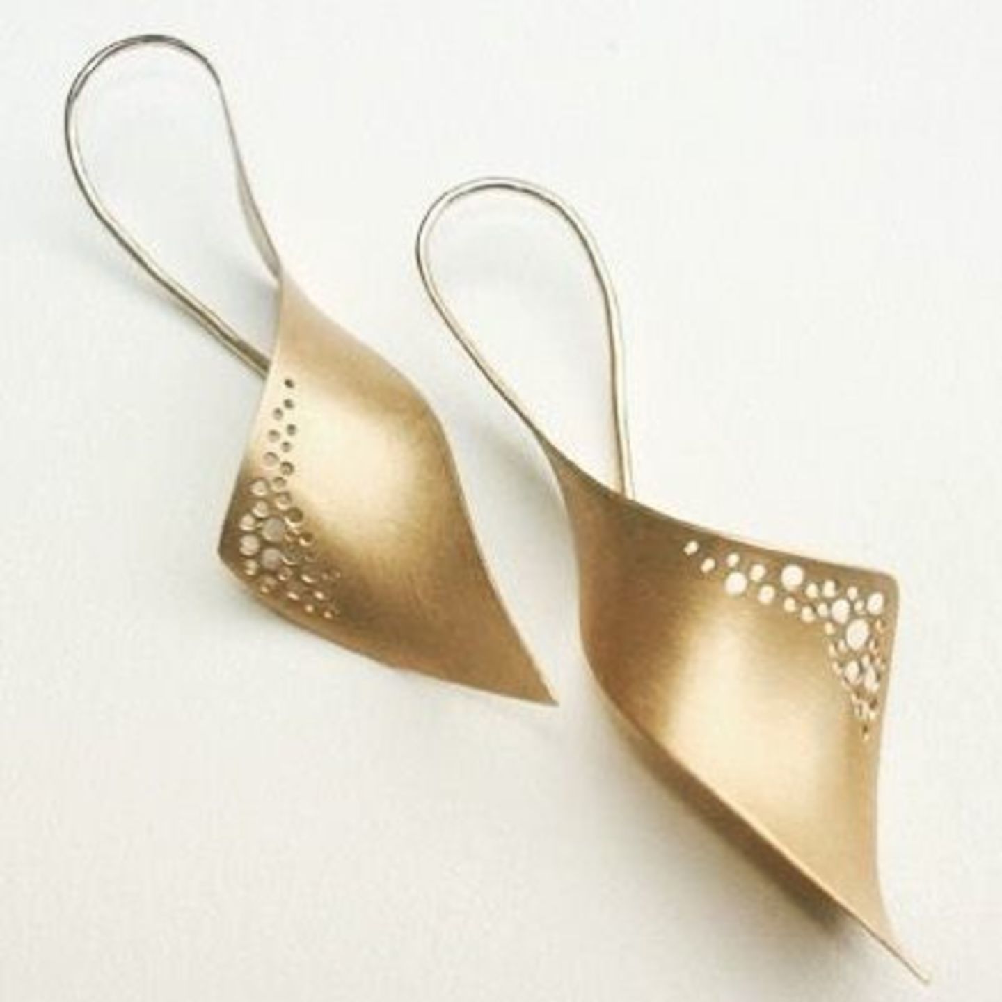 Contemporary Earring 0172