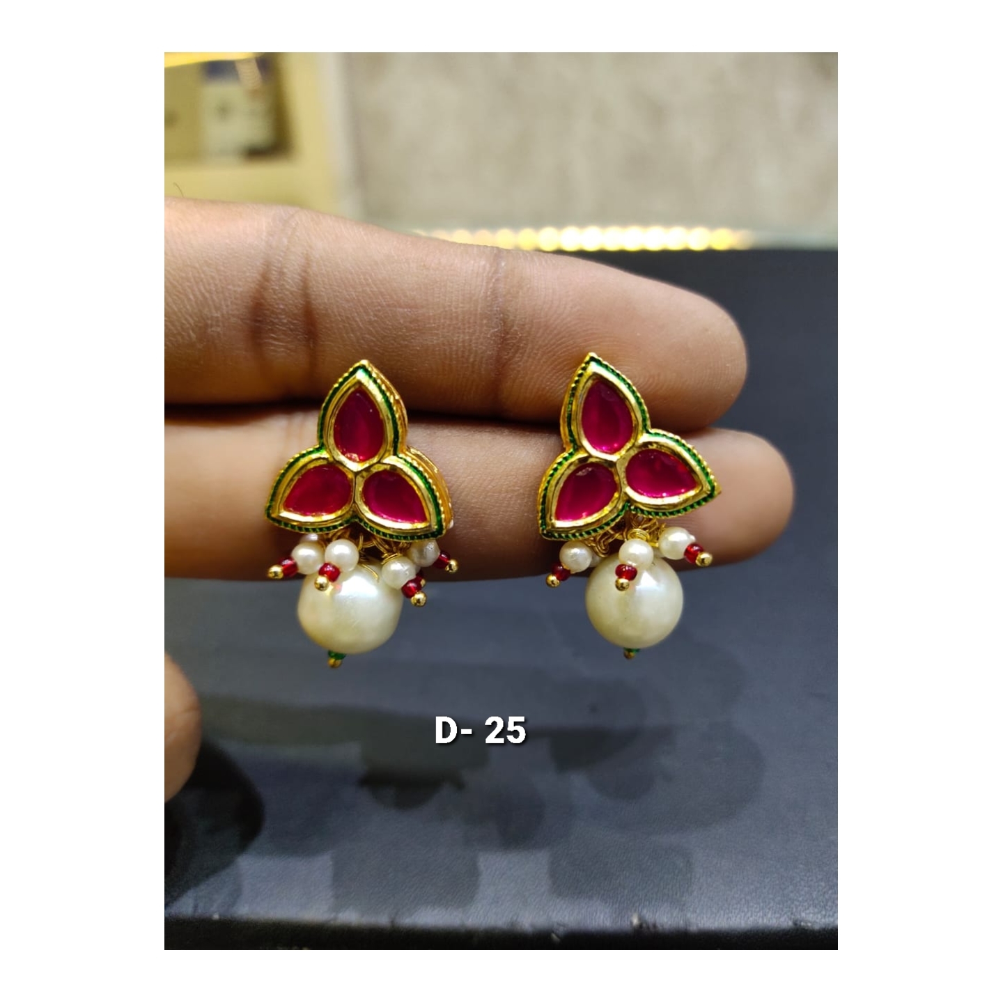 Small Earring 014 Pink Pearl