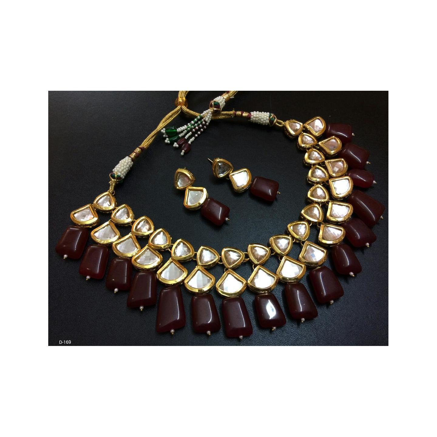 Kundan Choker Necklace Set With Earring Maroon Onyx Stong