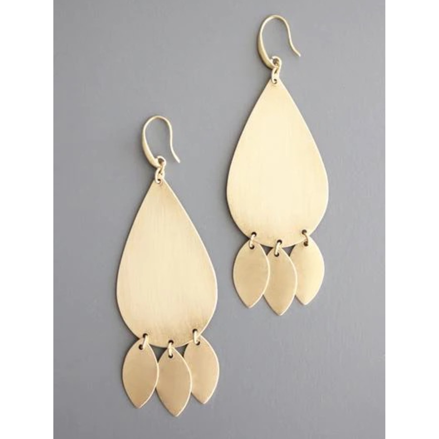 Contemporary Earring 030