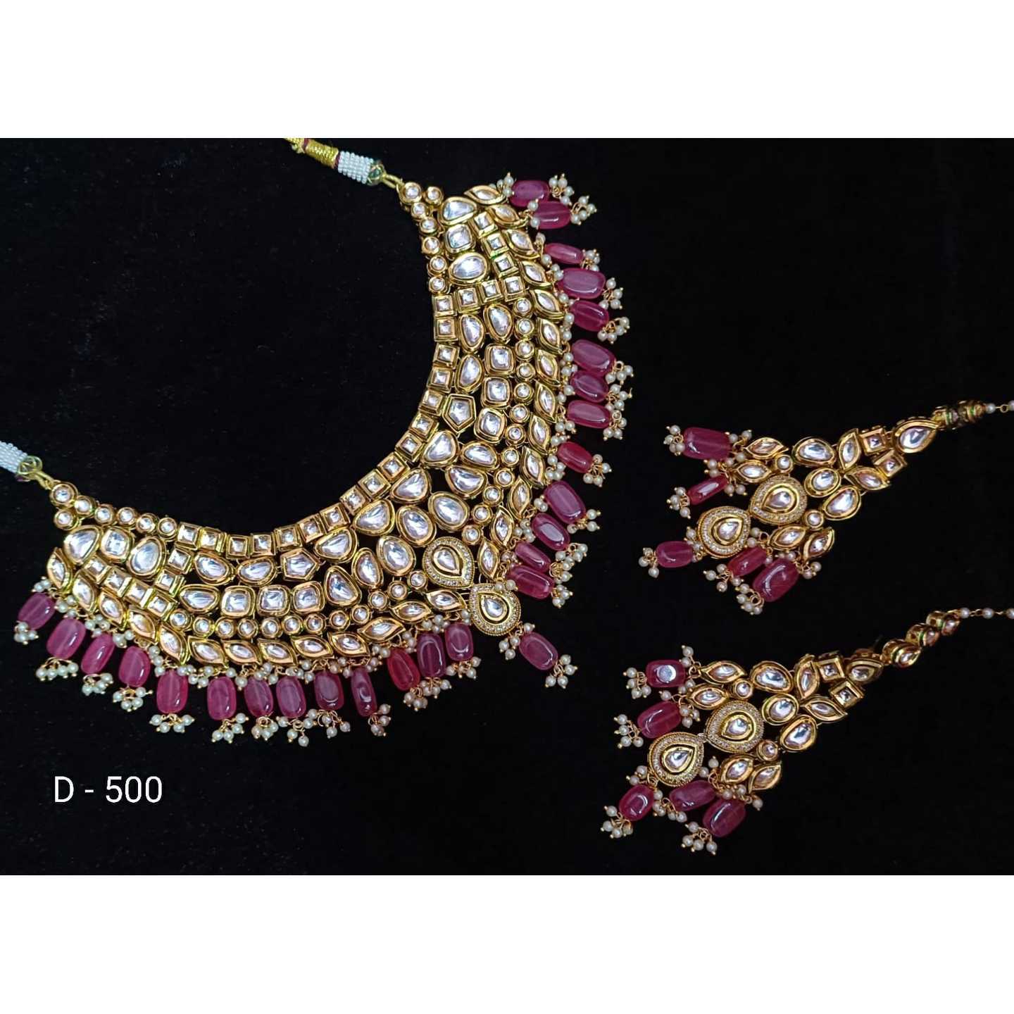Gold Tone Kundan Necklace Set With Earring