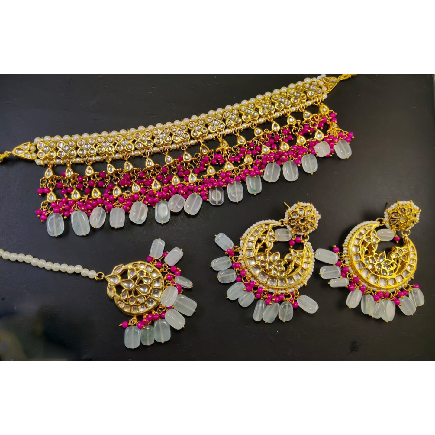 Gray Pink Gold Tone Kundan Necklace Set With Earring Onyx Stone