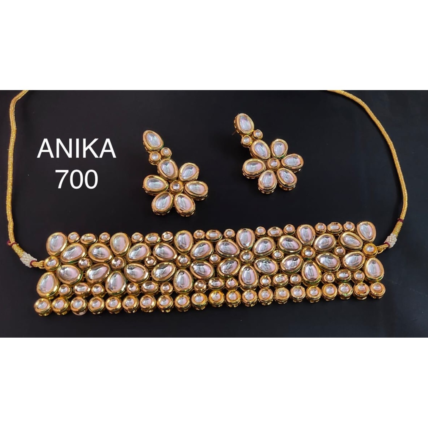 Gold Tone Kundan Necklace Set With Earring