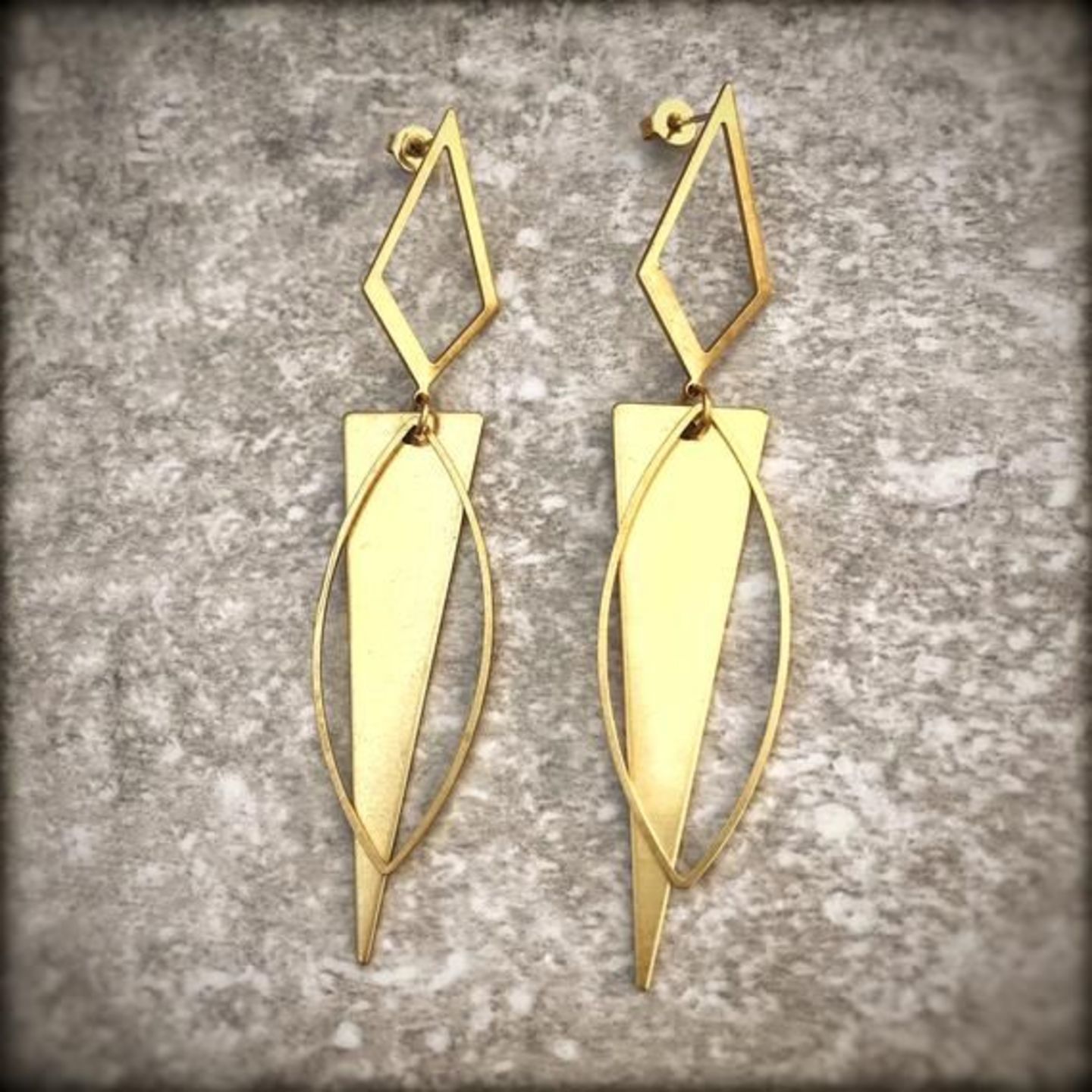 Contemporary Earring 028