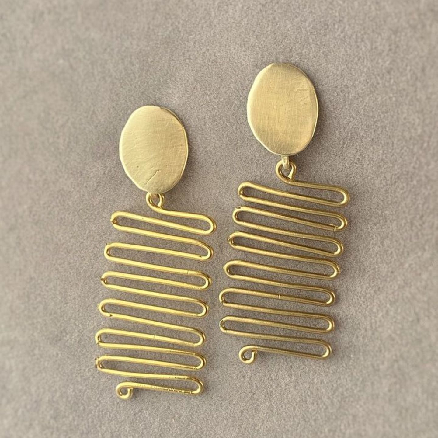 Contemporary Earring 051