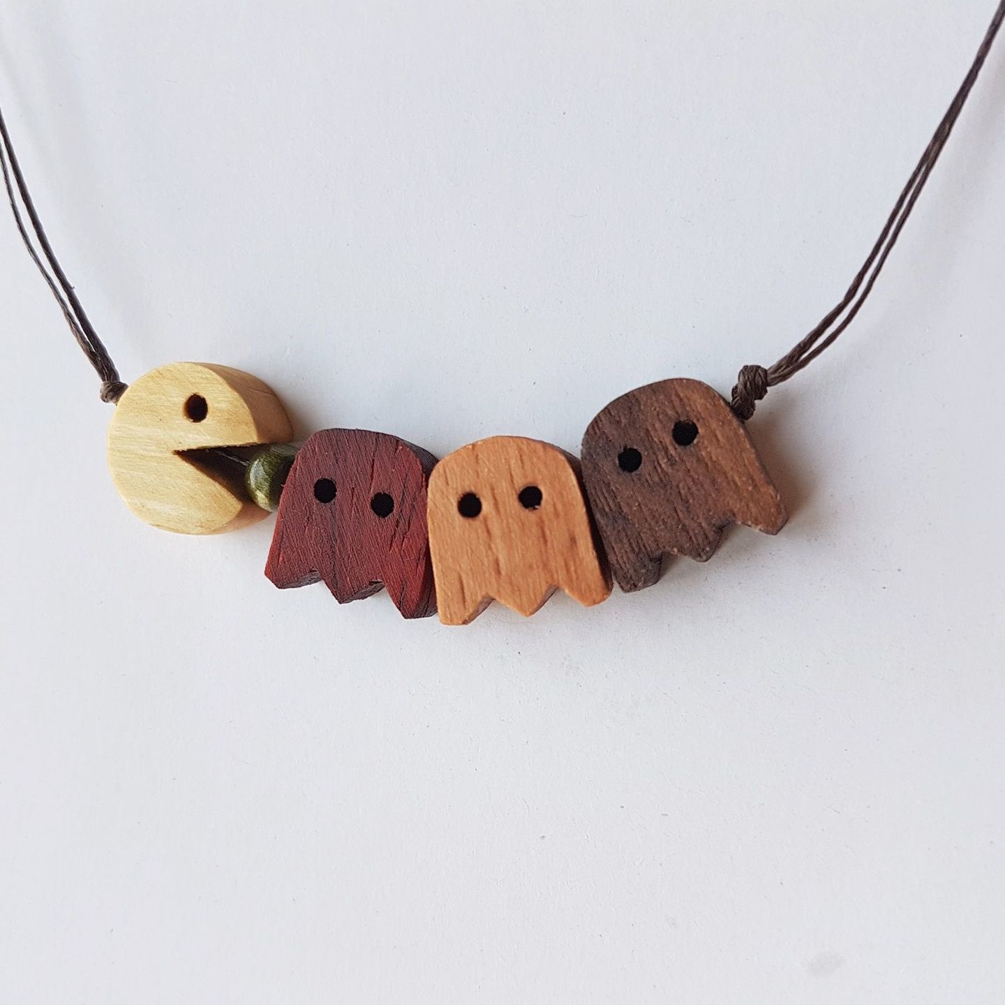 Wooden Necklace 04