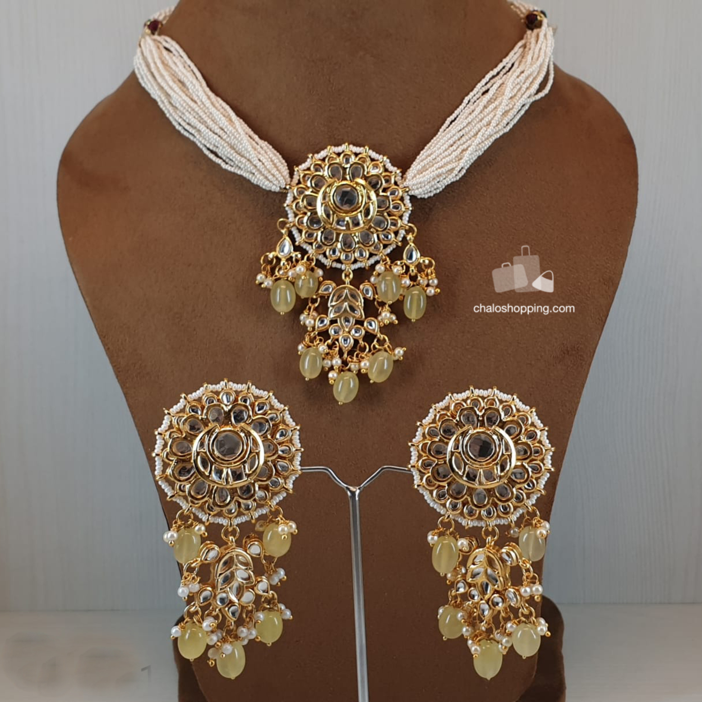 Seed Bead Pearl Neckline Kundan Necklace with Earrings
