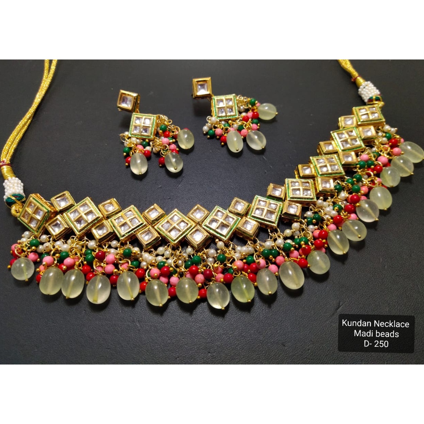 Yellow Onyx High Quality Kundan Necklace Set