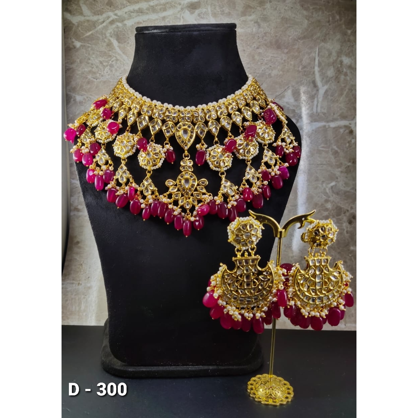 Kundan Crystals Necklace With Earring Pink Onyx