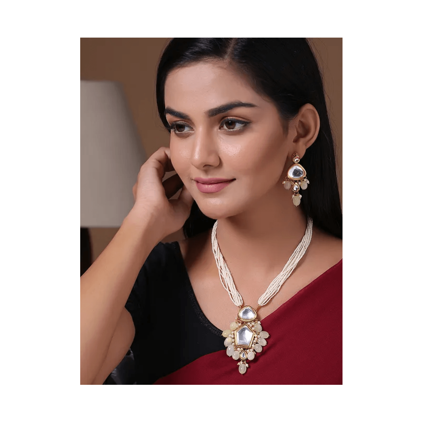 White Gold Kundan Beaded Necklace With Earring