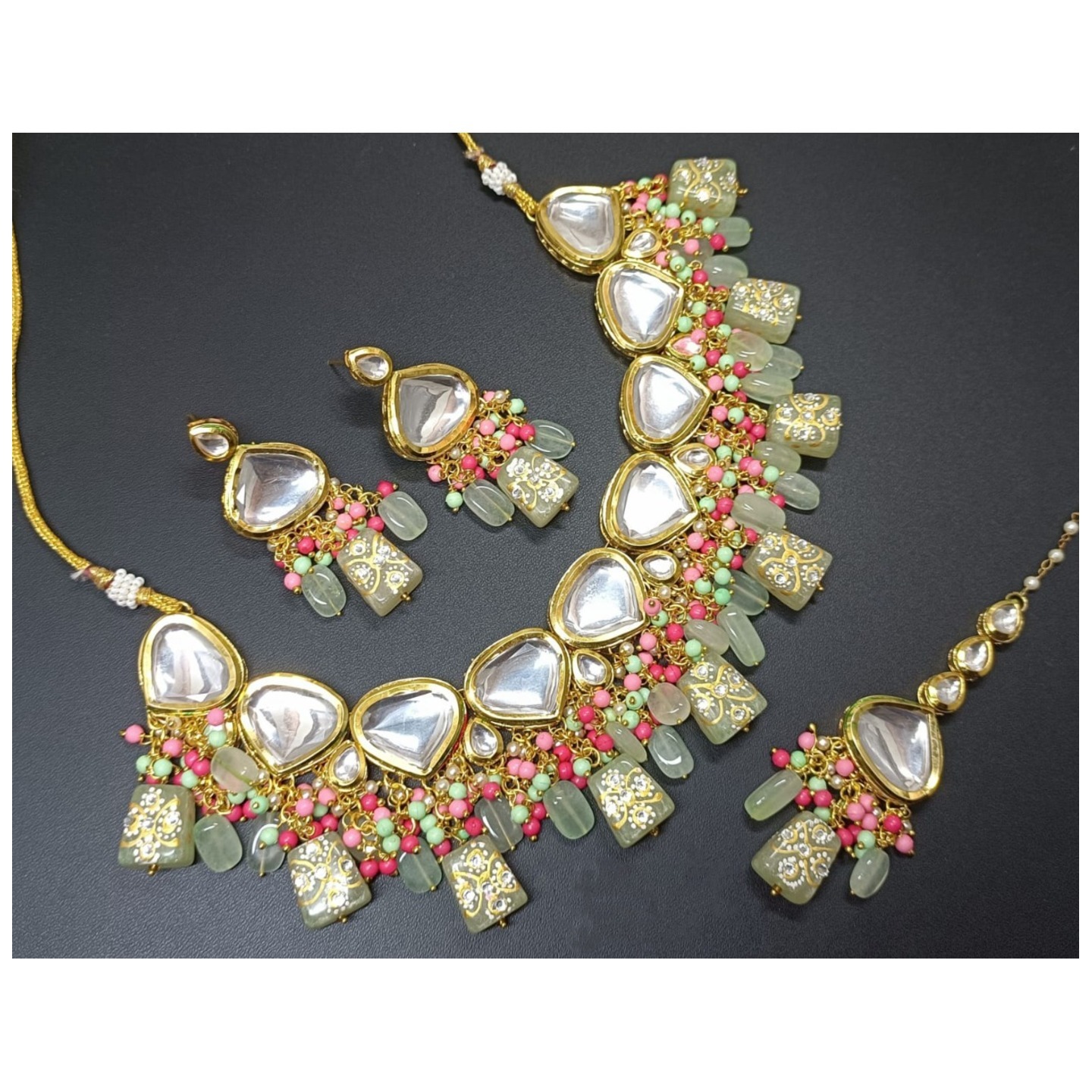 Gray Gold Tone Kundan Necklace Set With Earring Tikka Onyx Stone