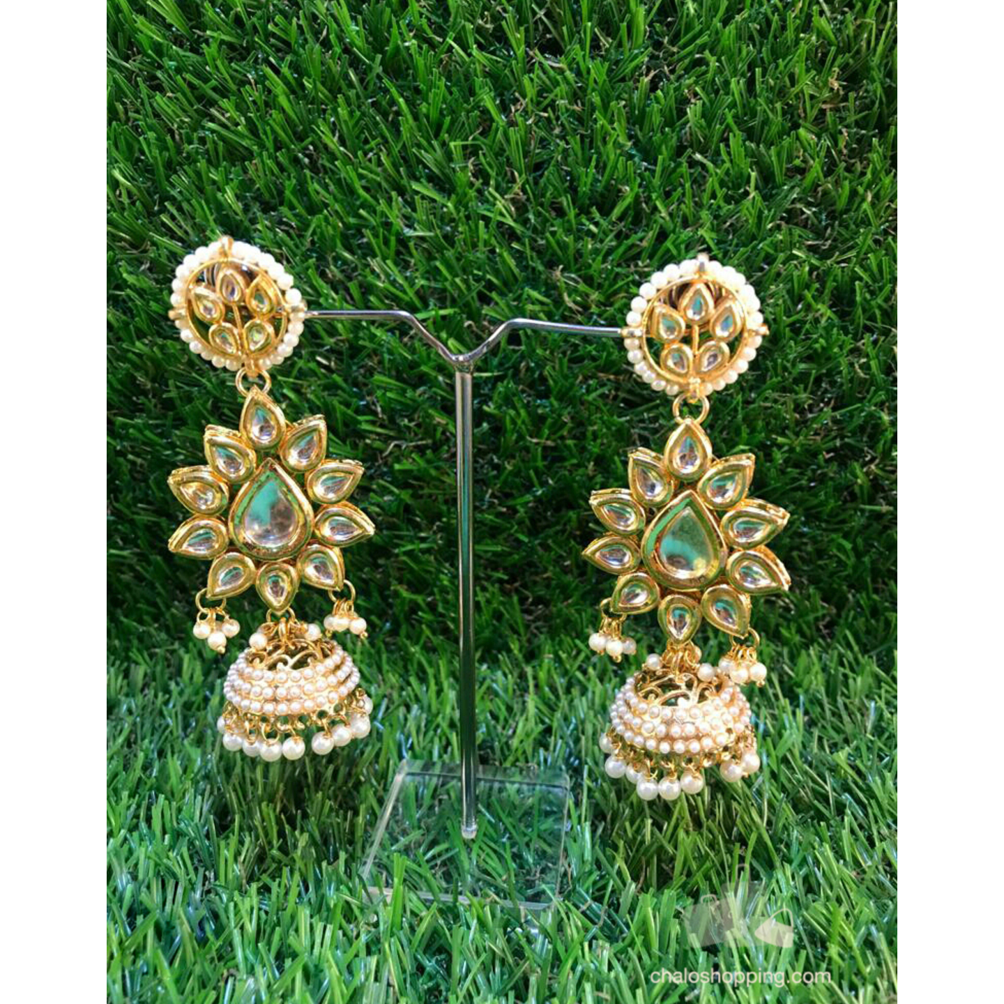 Kundan Inspired Pearl Studded Jhumki