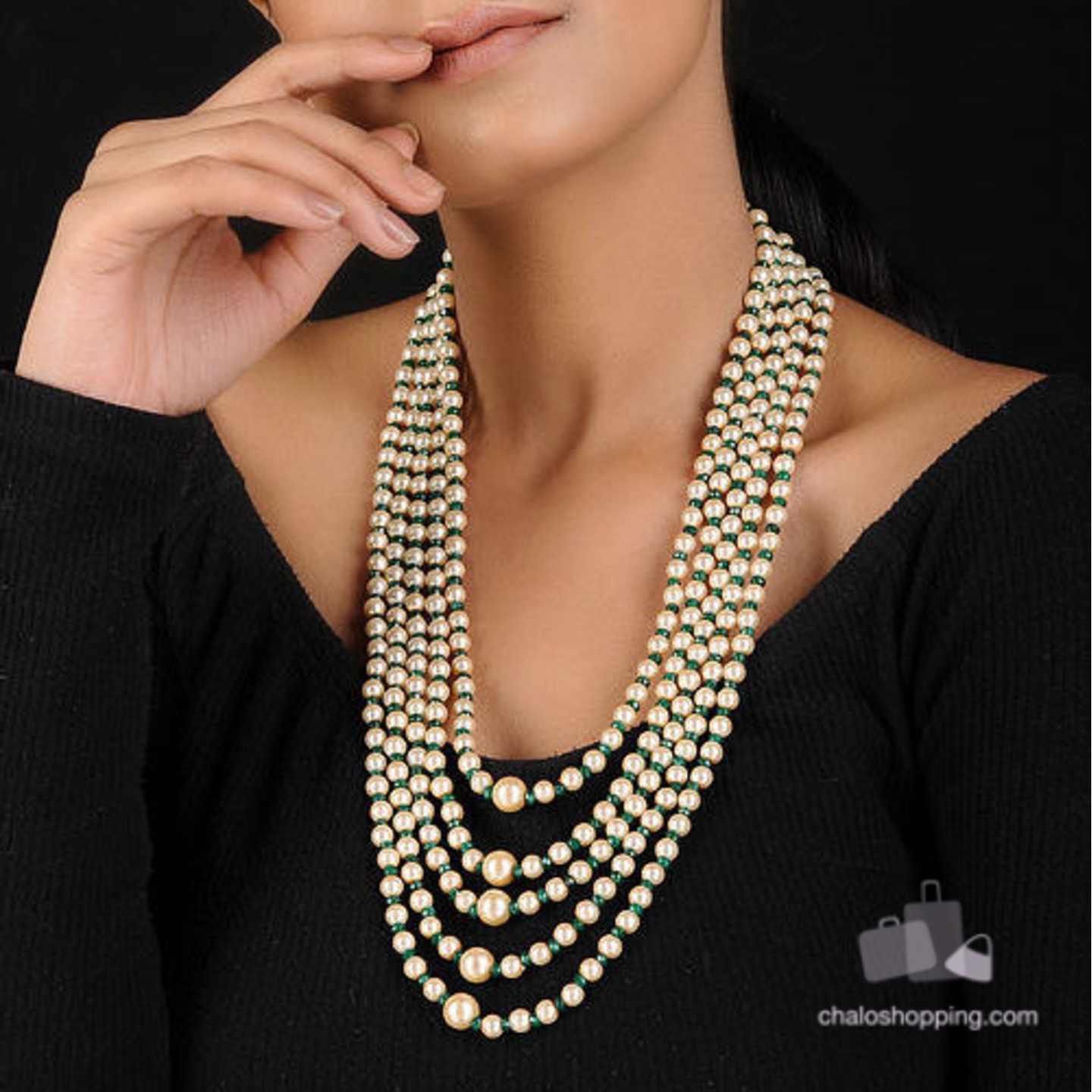 Multilayer Green onyx and Faux Pearl Necklace