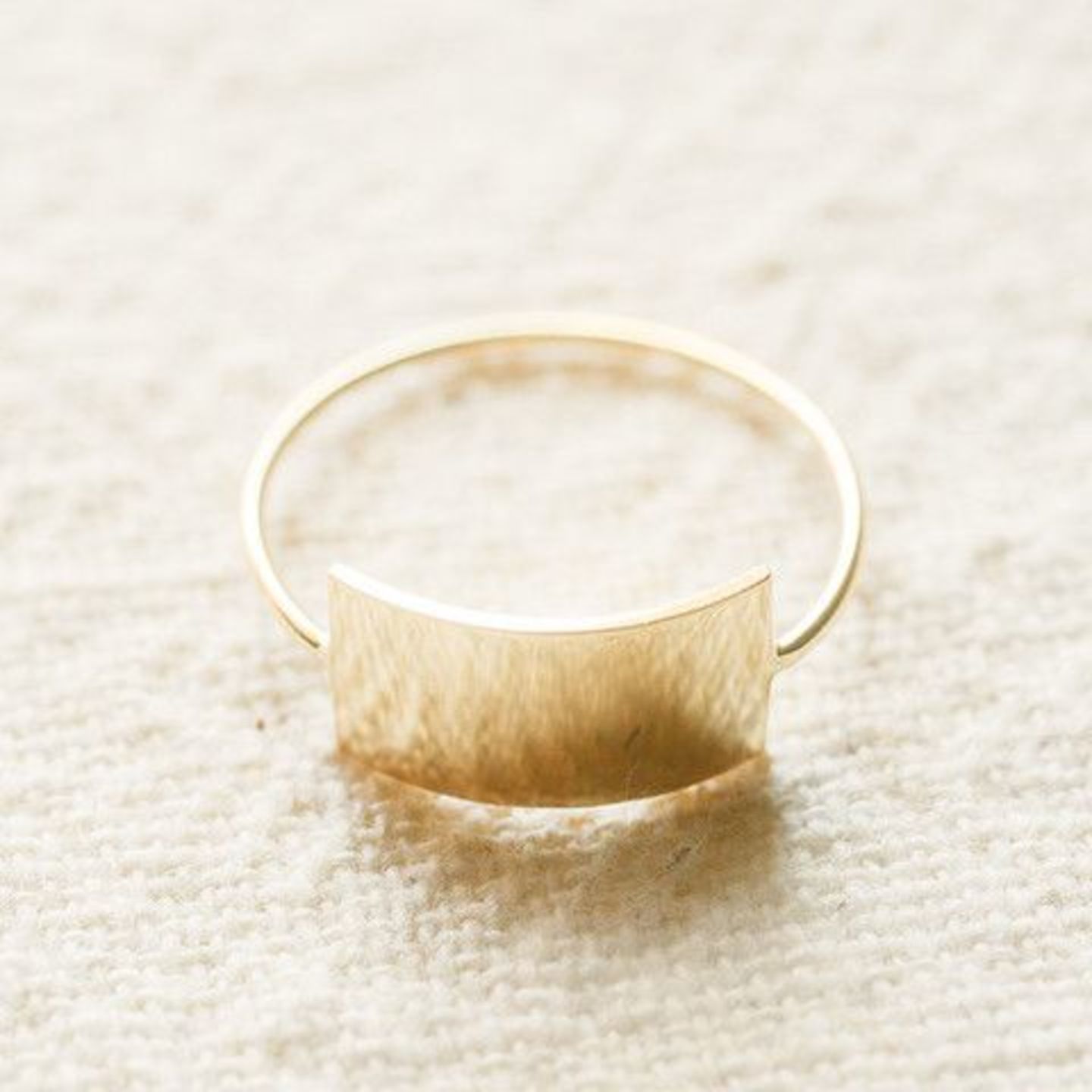 Contemporary Ring 016