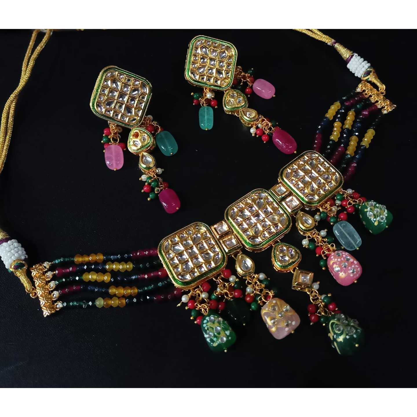 Multi Gold Tone Kundan Necklace Set With Earring Onyx Stone