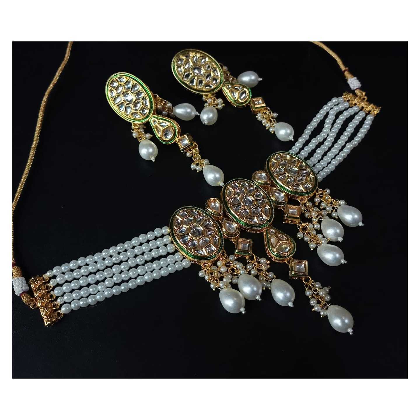 White Gold Tone Kundan Necklace Set With Earring Onyx Pearls