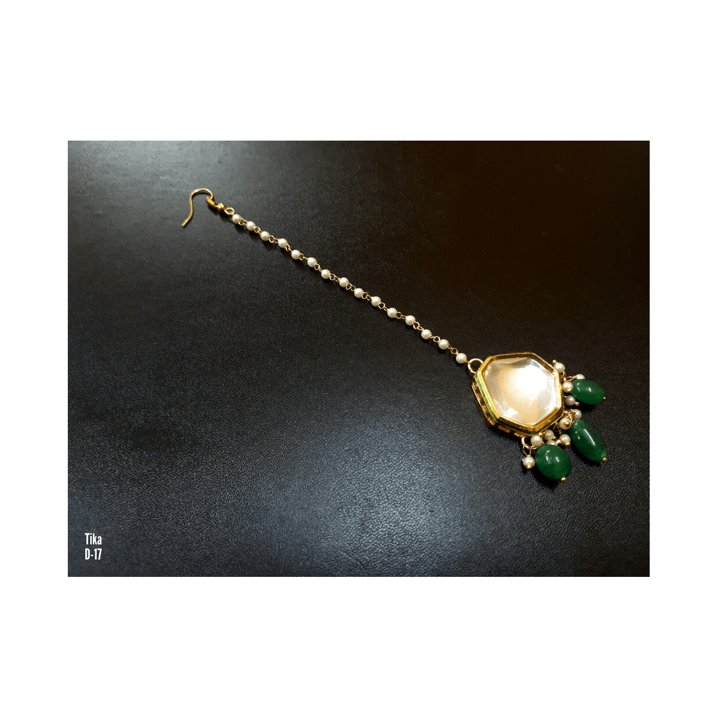 Kundan Tikka Green Stone 030