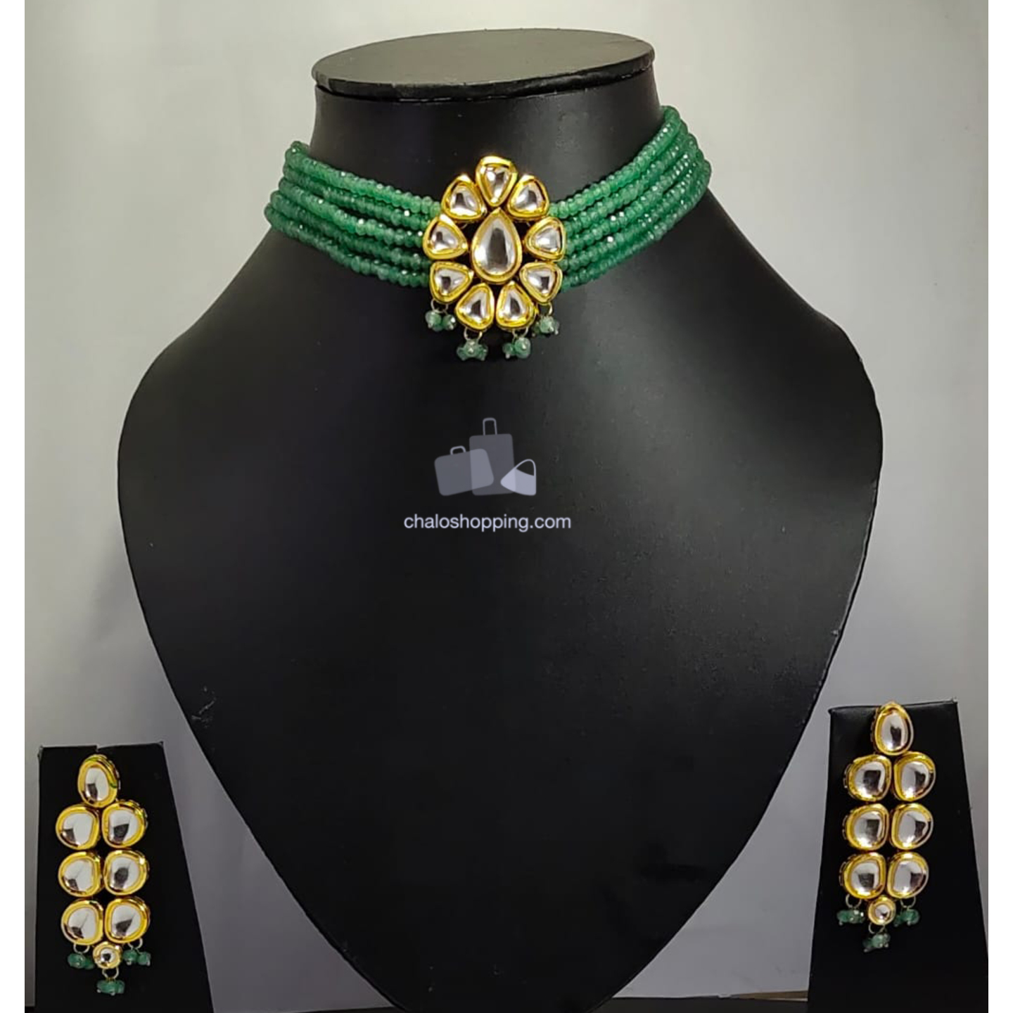 High Quality Kundan Green Onyx Choker with Earrings