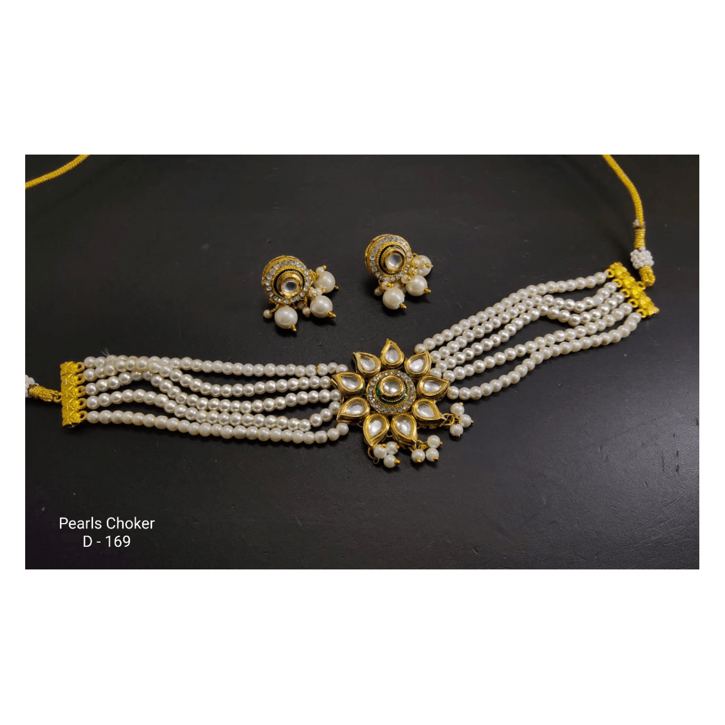 Kundan Choker Necklace With Earring & White Peral
