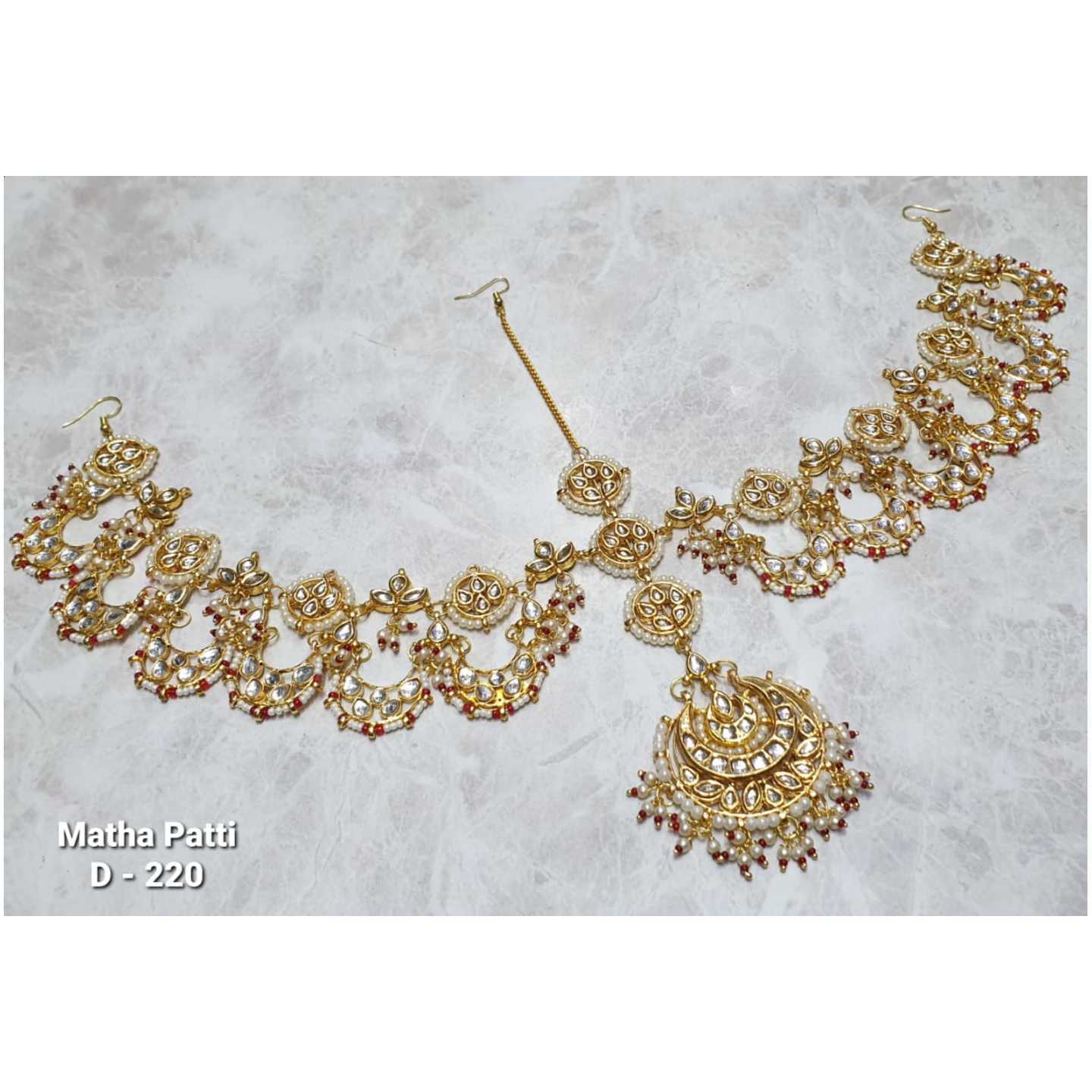 Gold Tone Kundan Mathapatti 