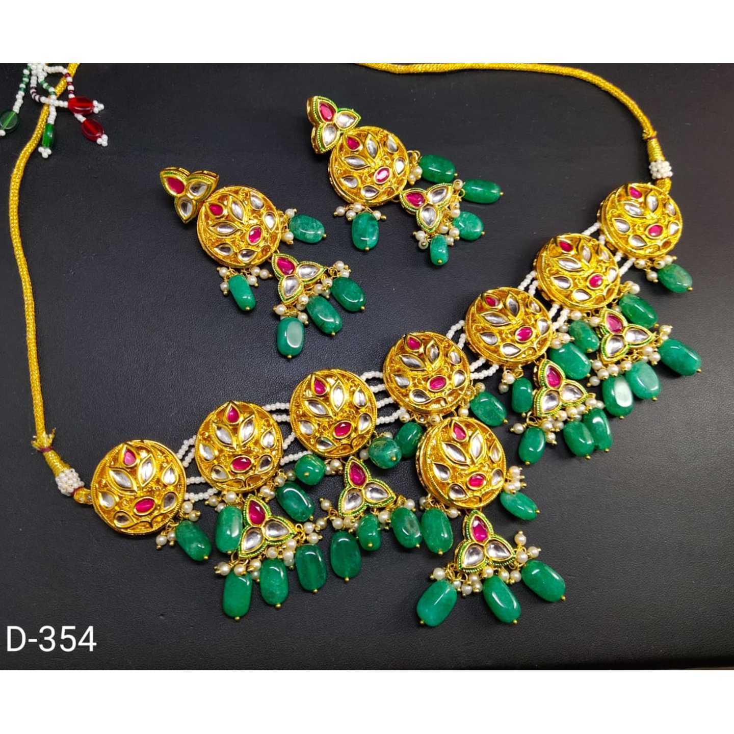 Green Gold Tone Kundan Necklace Set With Earring Onyx Stone