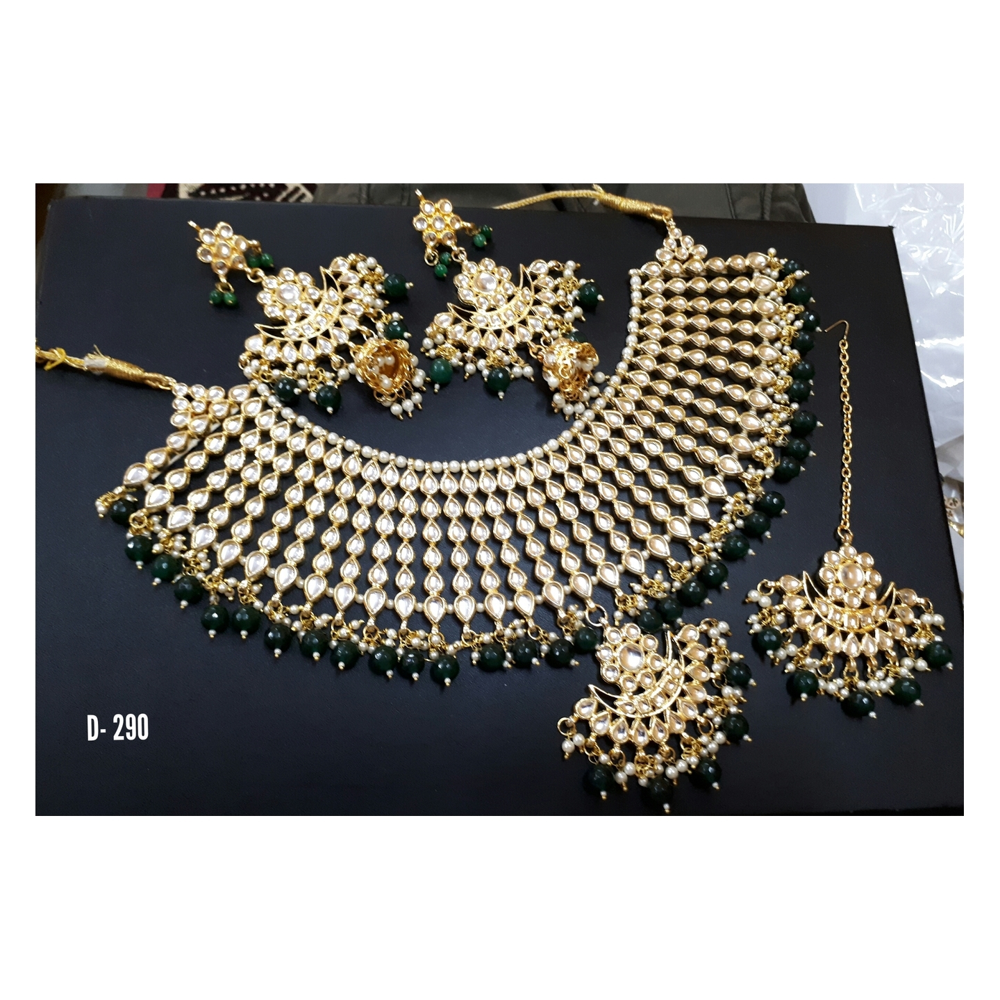 Gold Tone Kundan Necklace Set With Earring Tikka Green Onyx Pearls