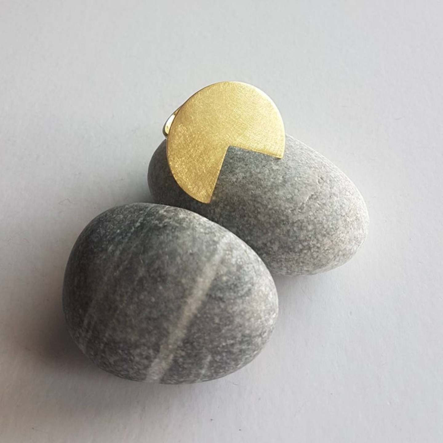 Quattro Moon Ring