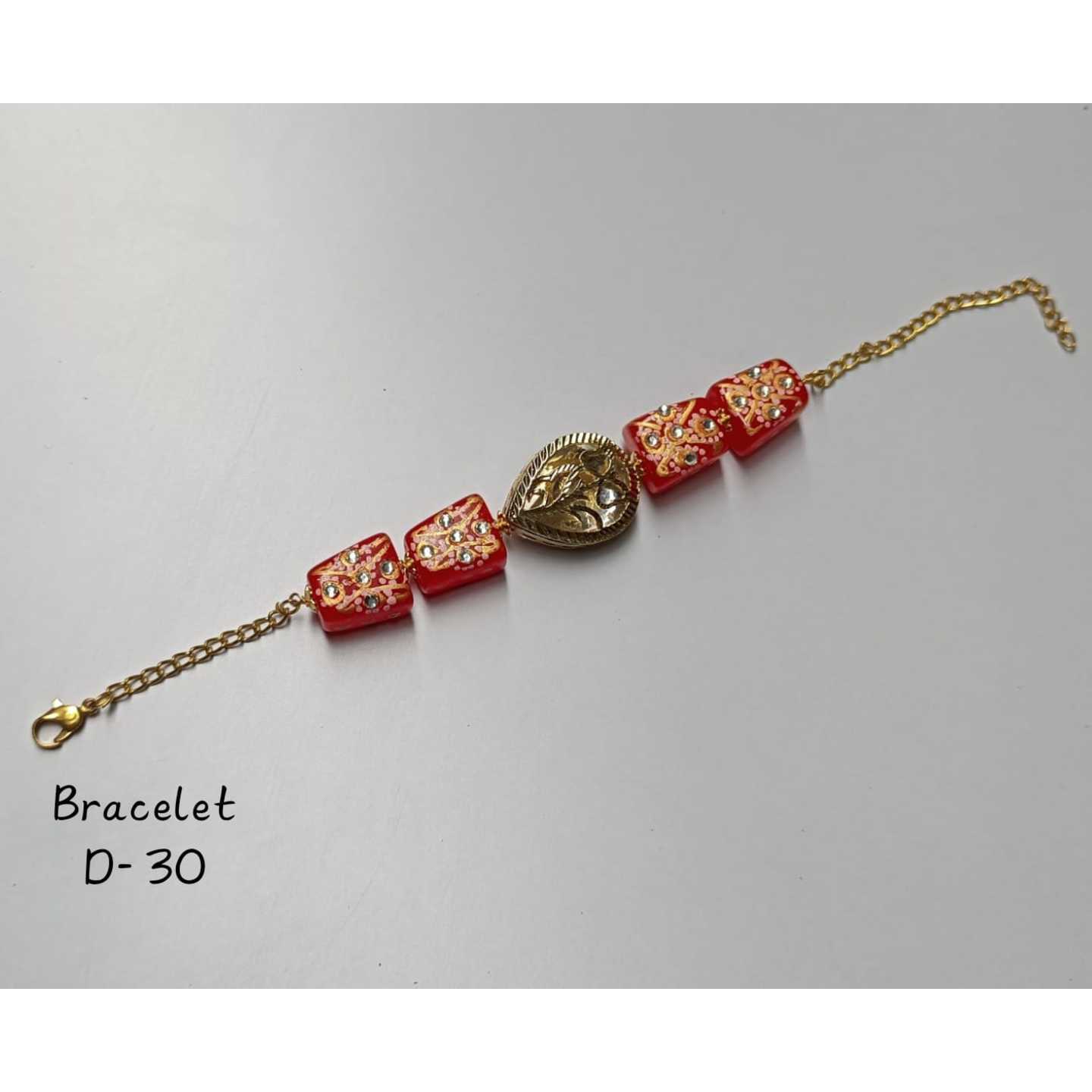 Red Gold Tone Kundan Bracelet 015
