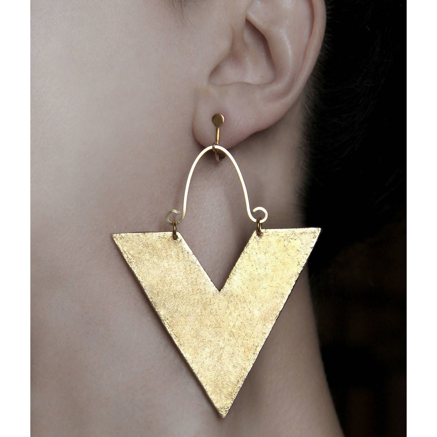 Contemporary Earring 057