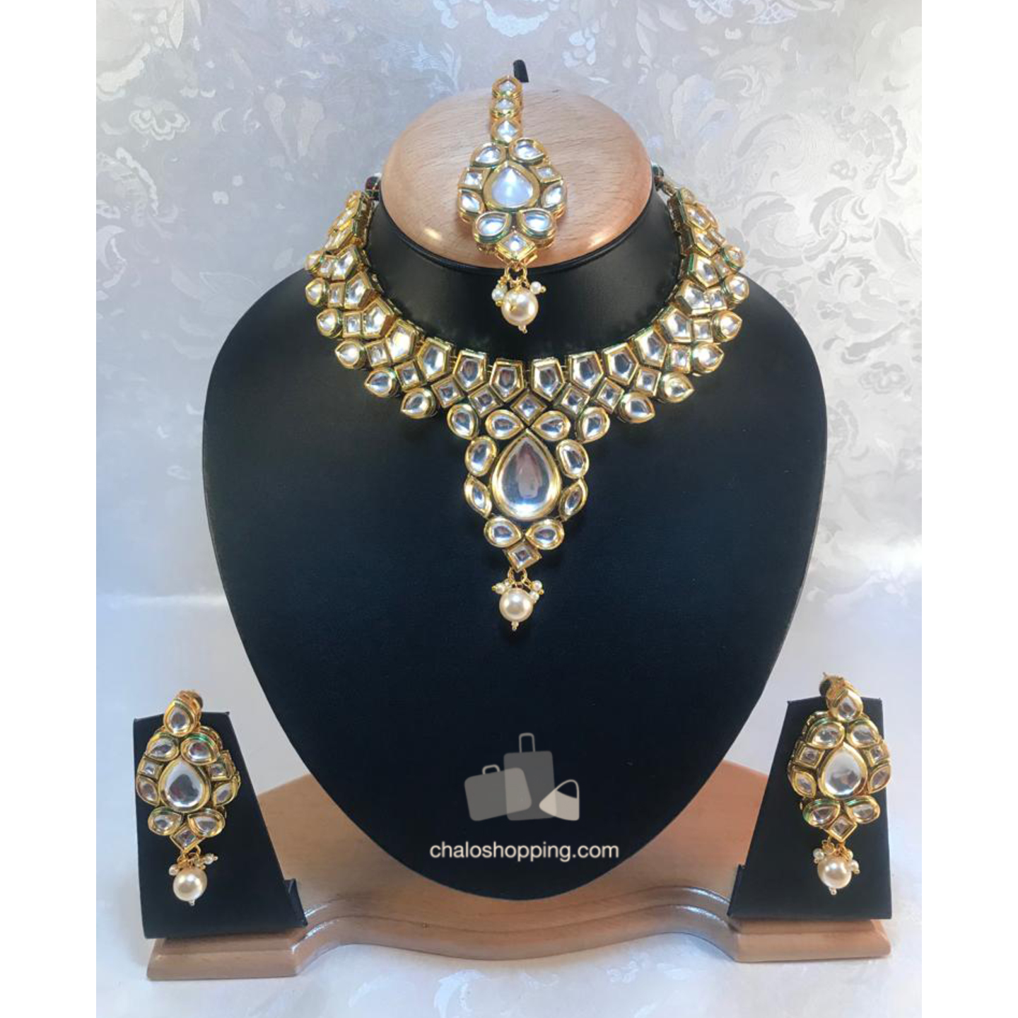 High Quality Kundan Inspired Necklace Set with Tika