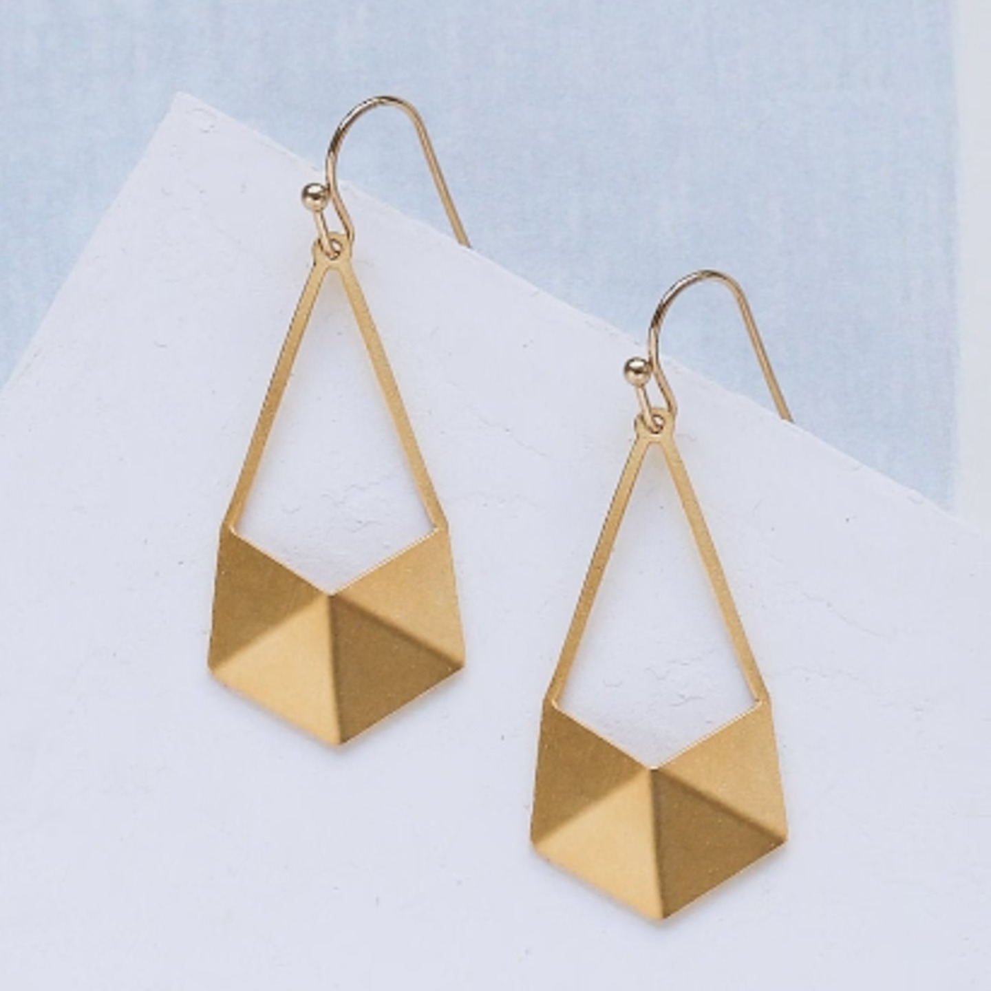 Contemporary Earring 0189