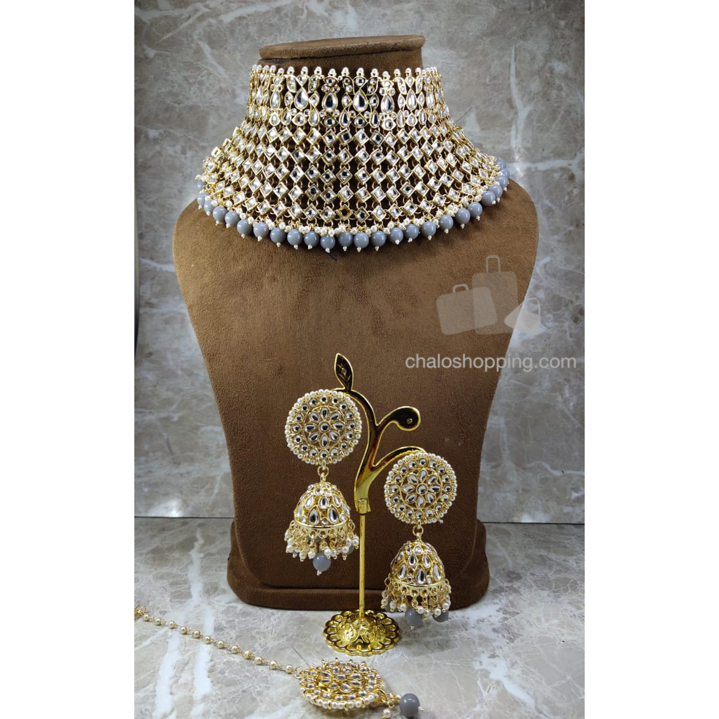 Kundan Inspired Choker Set with Earrings and Tika (Color : Grey)