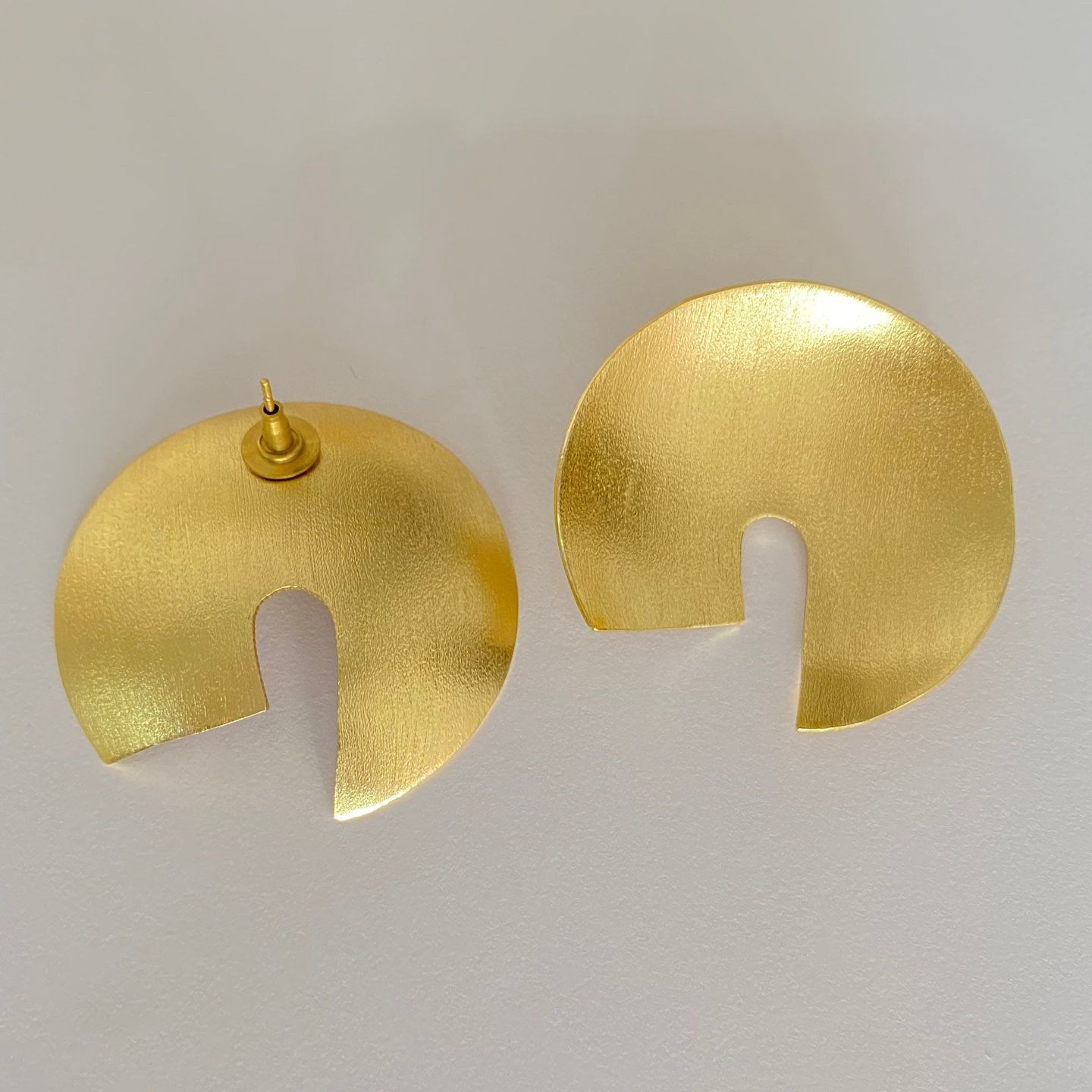 Contemporary Earring 048