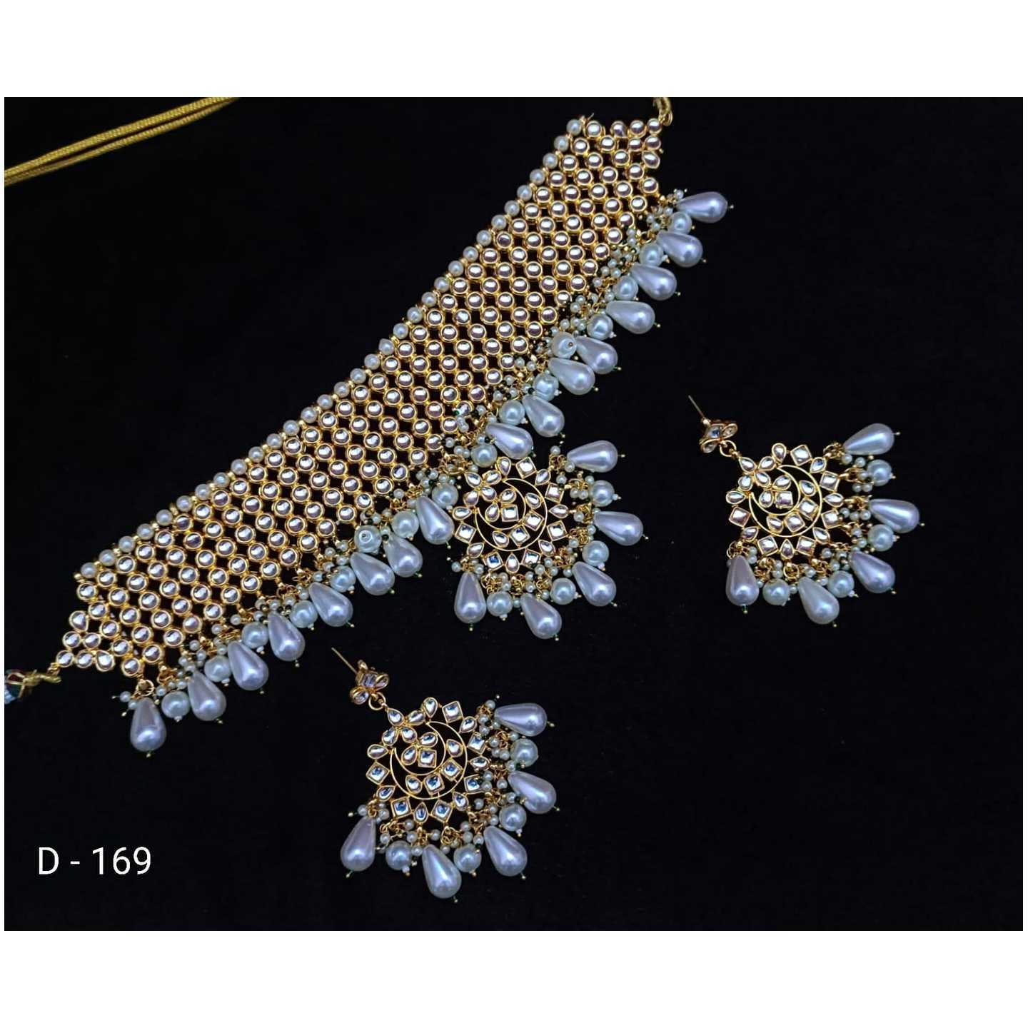 Sky Blue Gold Tone Kundan Necklace Set With Earring