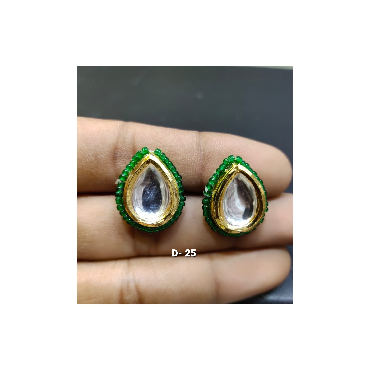 Small Earring  Green Pearl