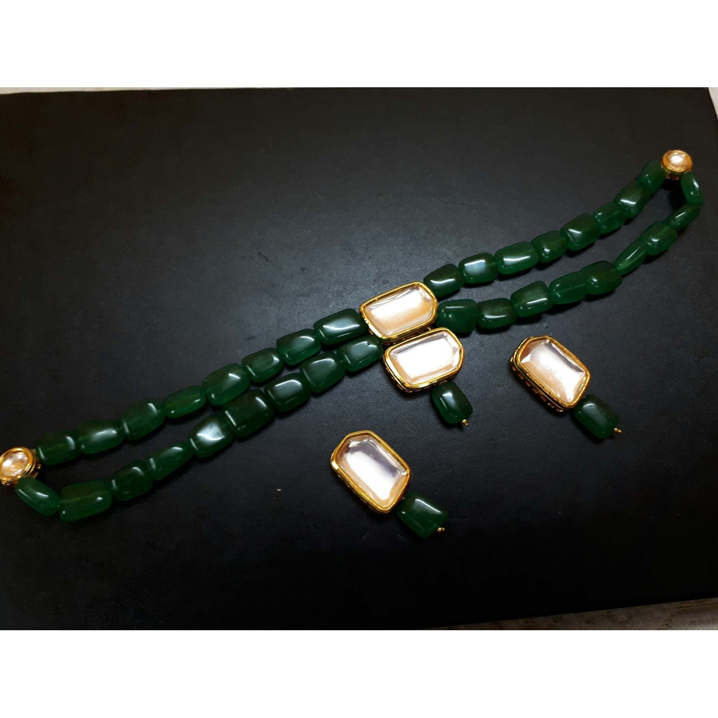 Gold Tone Kundan Necklace Set With Earring Green Onyx Pearls