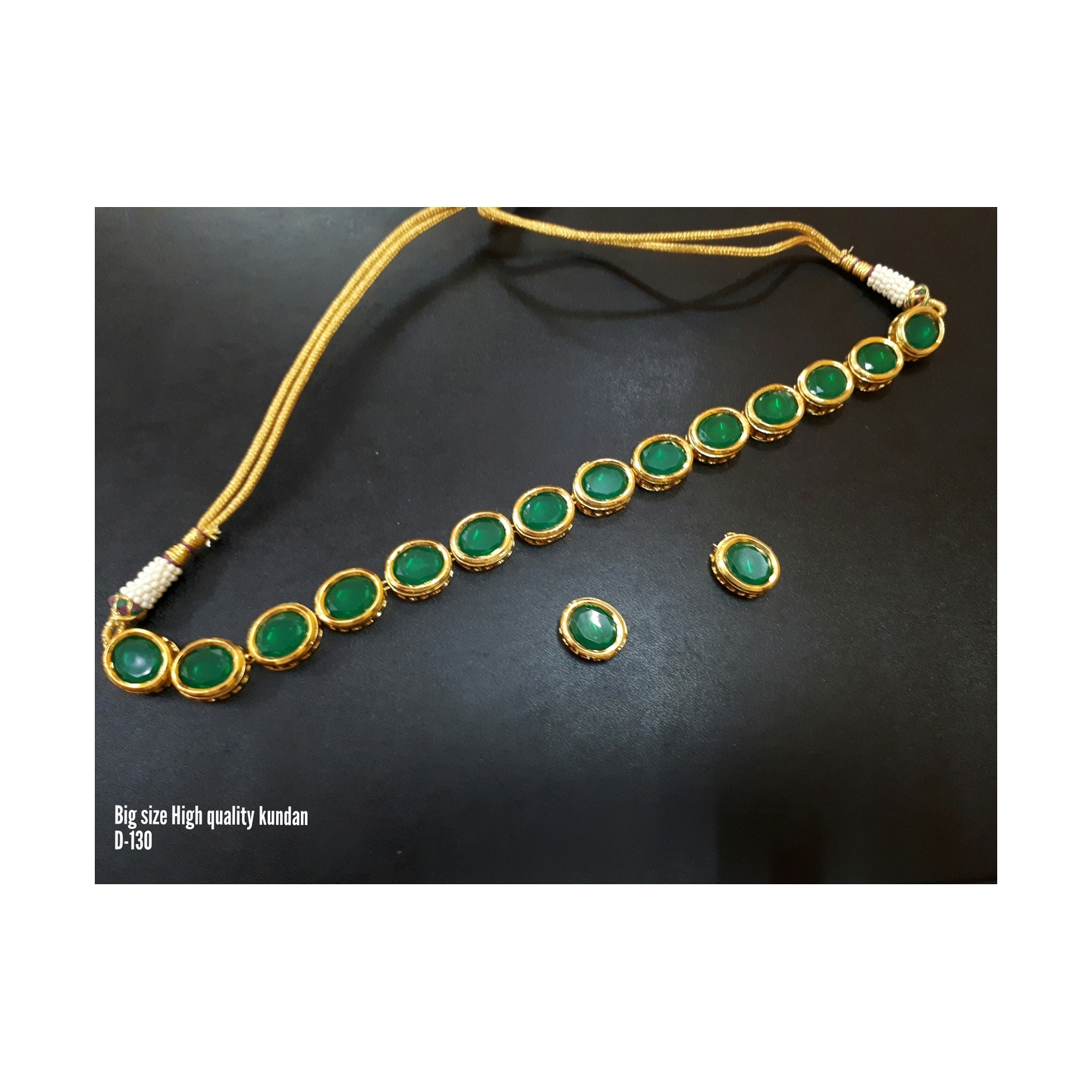 High Quality Kundan Neckline Set With Earring Green Peral