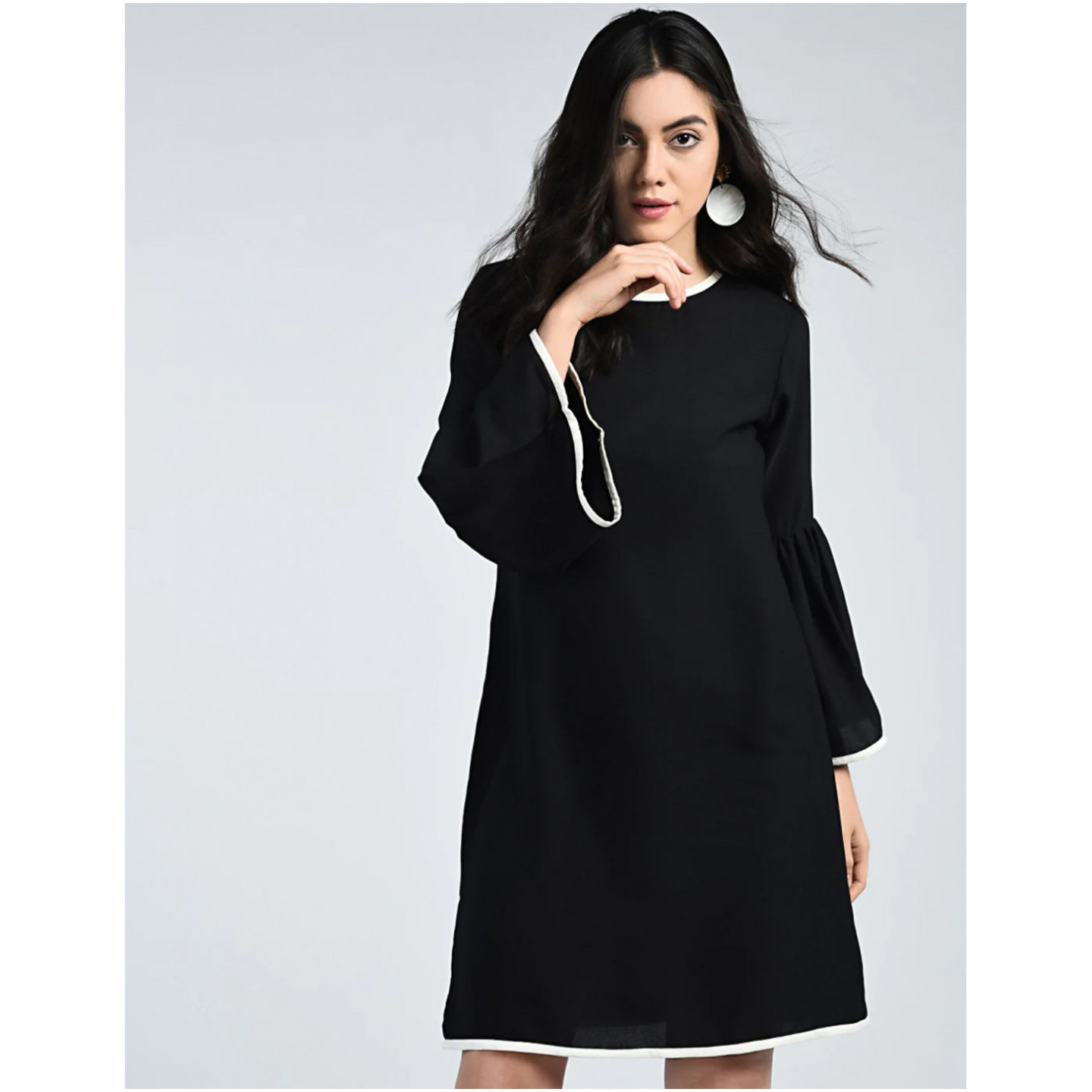Paretto Womens Bell Sleeved Contrast Piping Black Midi Dress