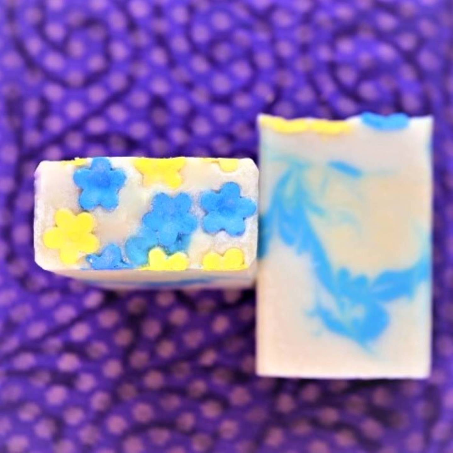 Mrija Handmade soap Handmade Fancy Top Soaps Adorned With Mini Flowers Pack of 2
